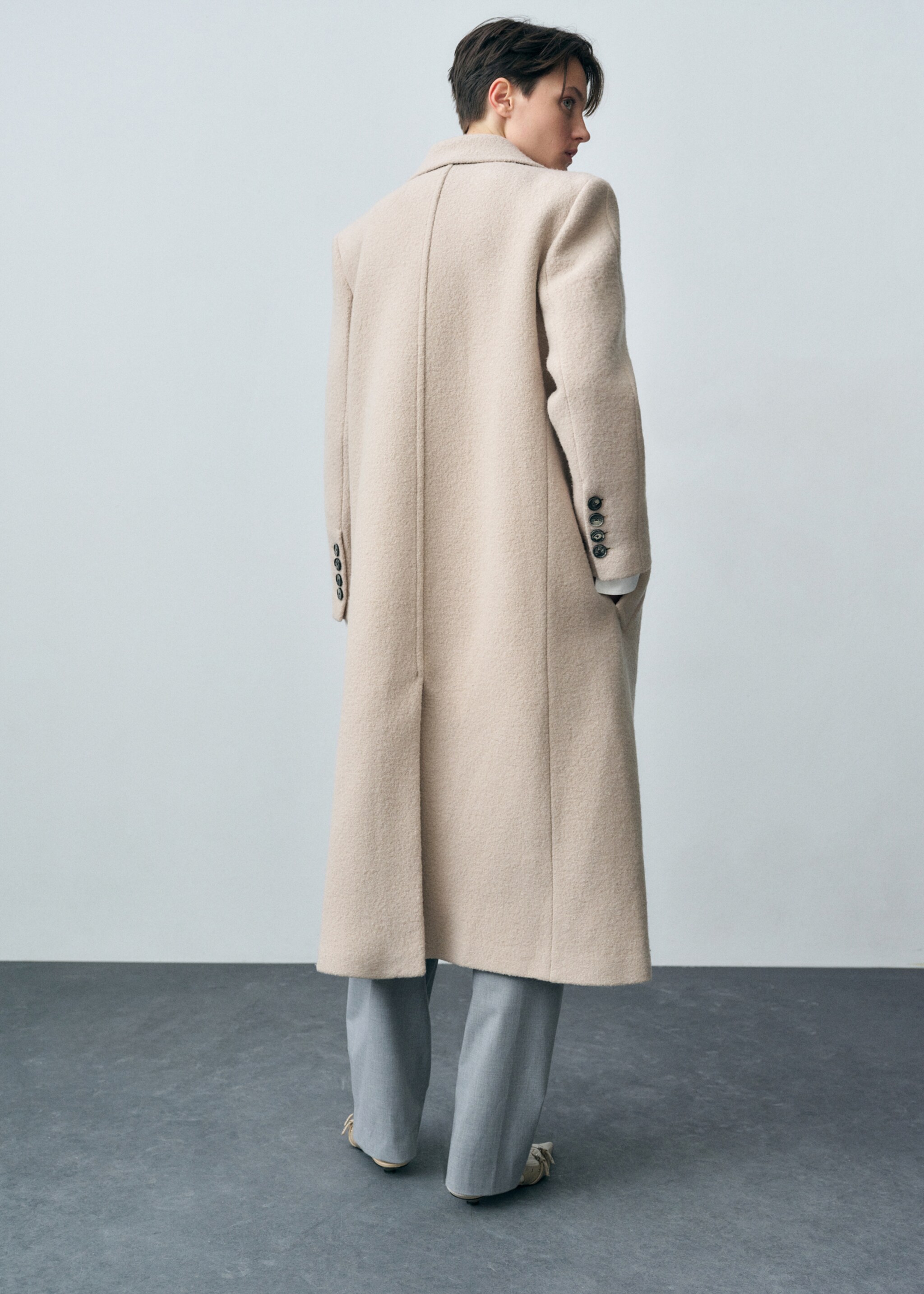 Structured virgin wool coat - Reverse of the article, Light/Pastel Grey. Ref: 87082544-00.