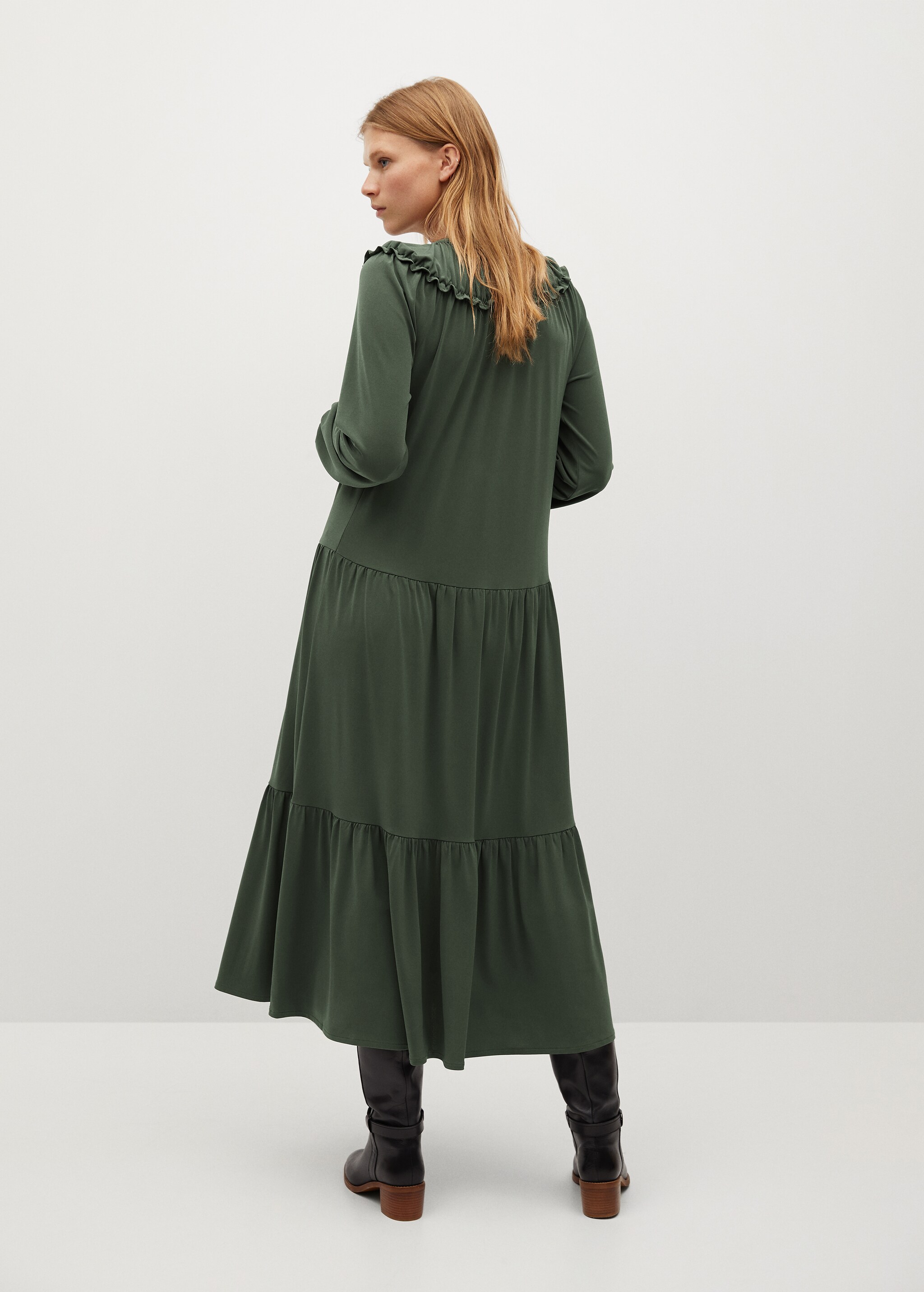 Vestido fluido volante - Reverso del artículo