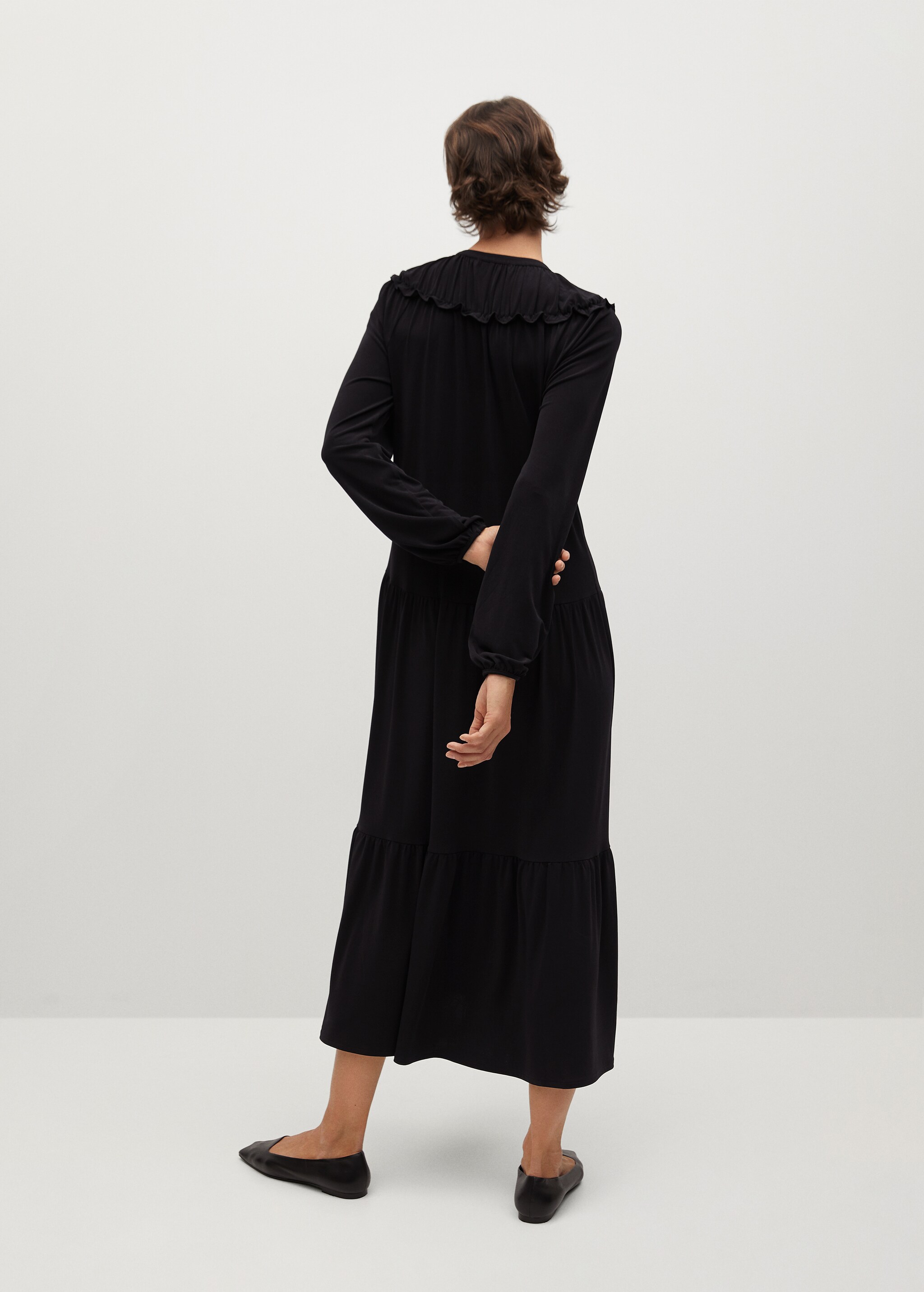 Vestido fluido volante - Reverso del artículo