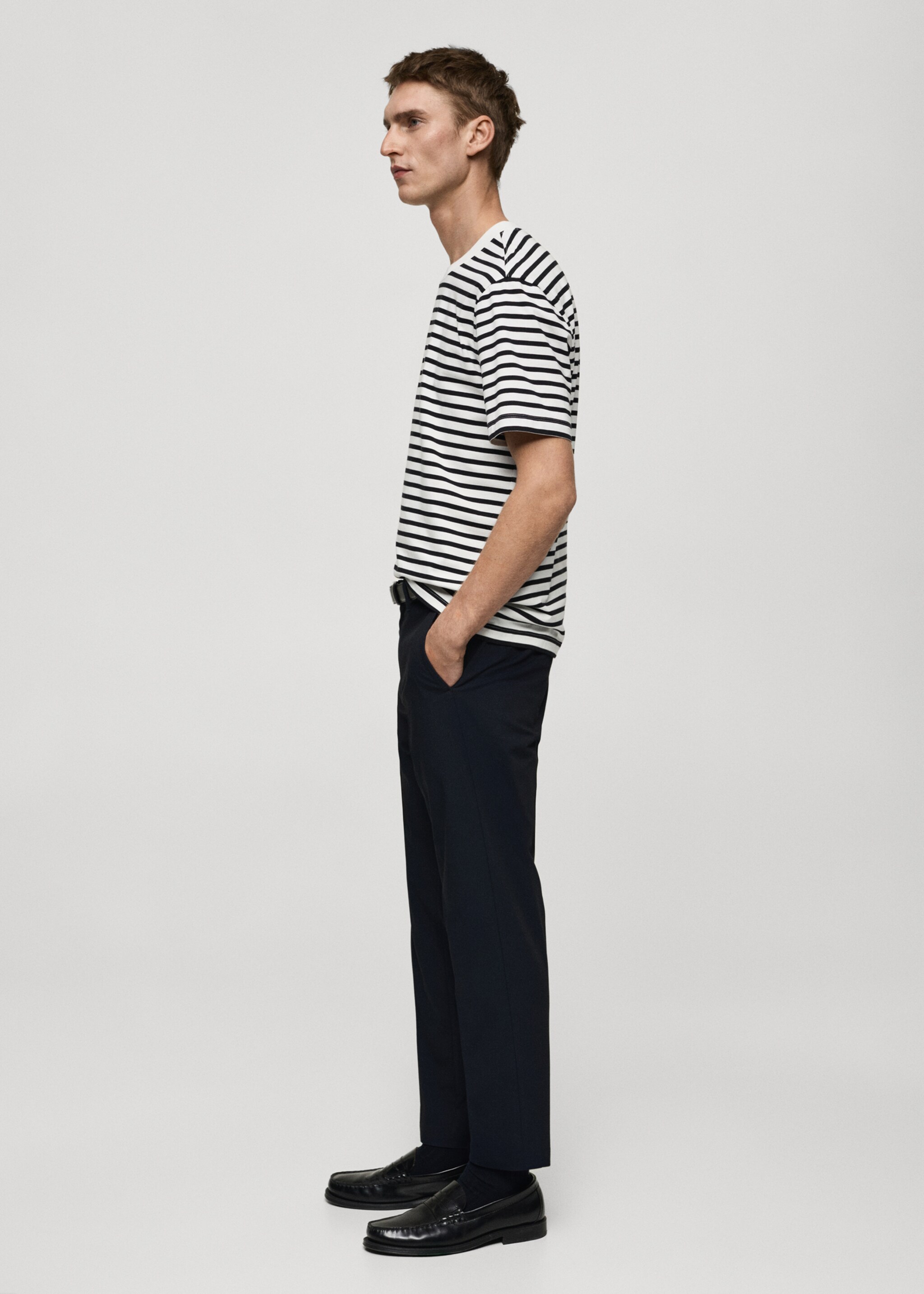 100% cotton striped t-shirt - Details of the article 2, Ecru. Ref: 87082890-00.