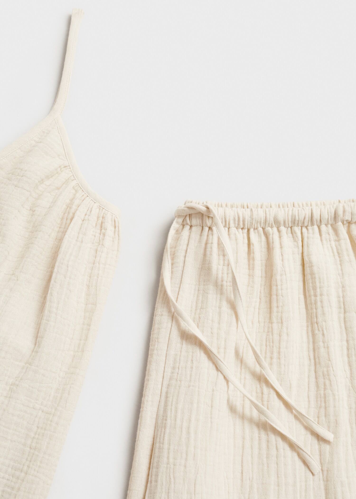 Plain cotton spaghetti-strap pyjama top - Details of the article 8