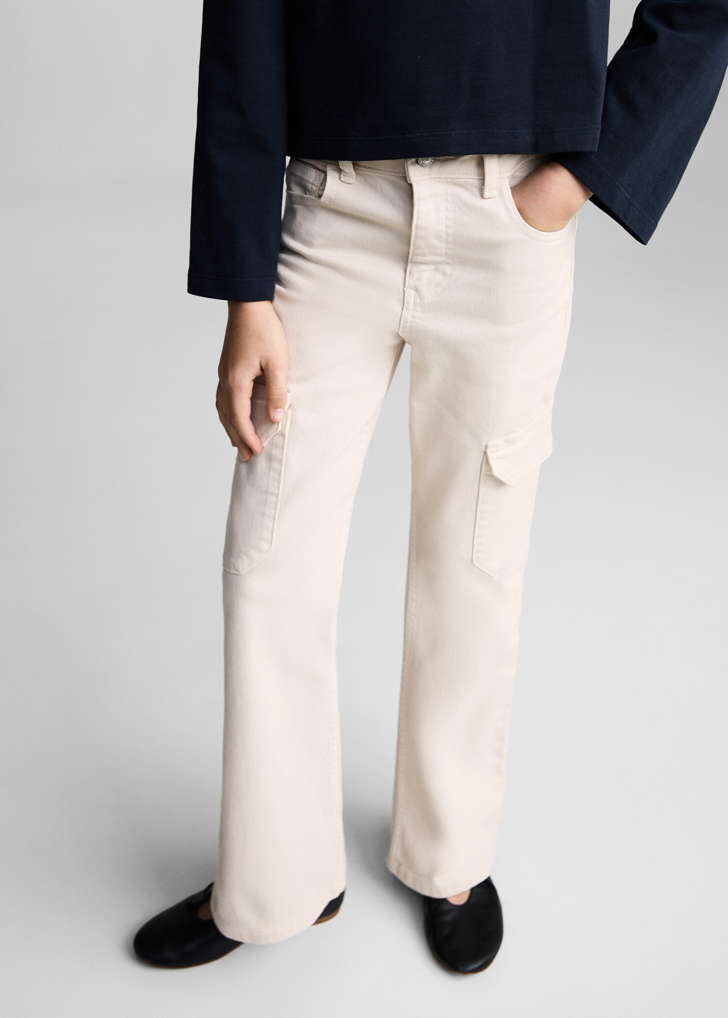 Flared cargo jeans - Medium plane