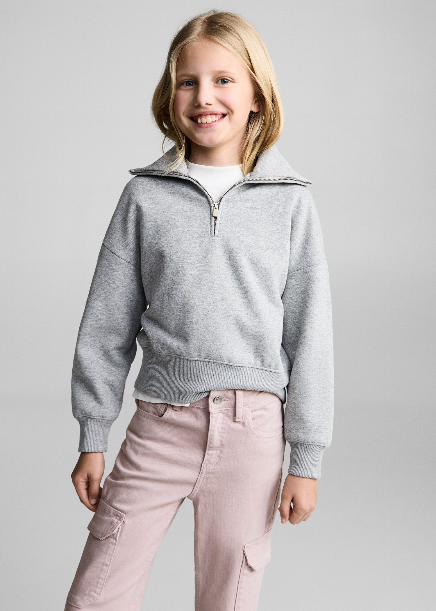 Flared cargo jeans - Details of the article 1