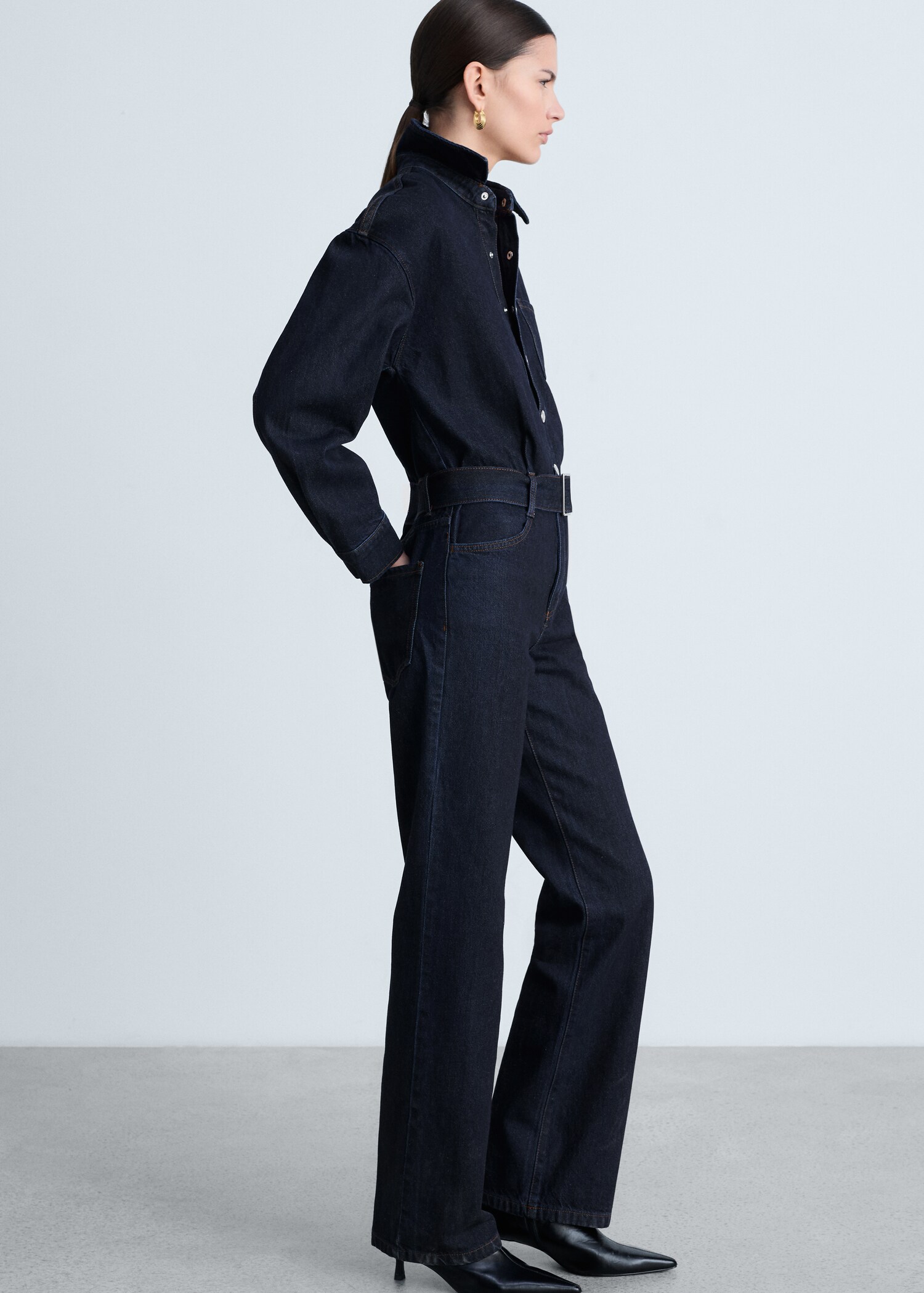 Rinse-wash denim jumpsuit with belt - Details of the article 6