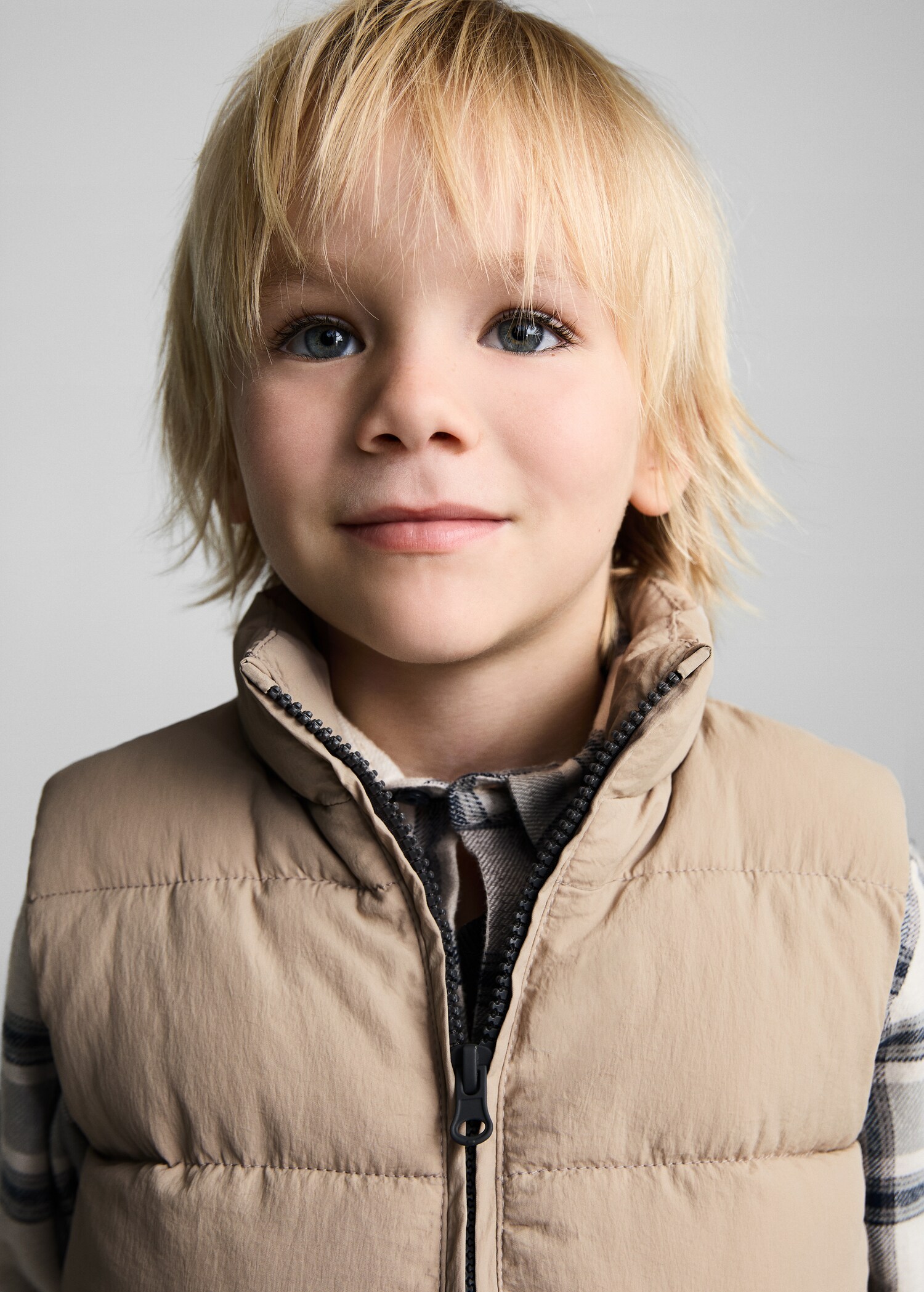 Quilted gilet - Details of the article 1