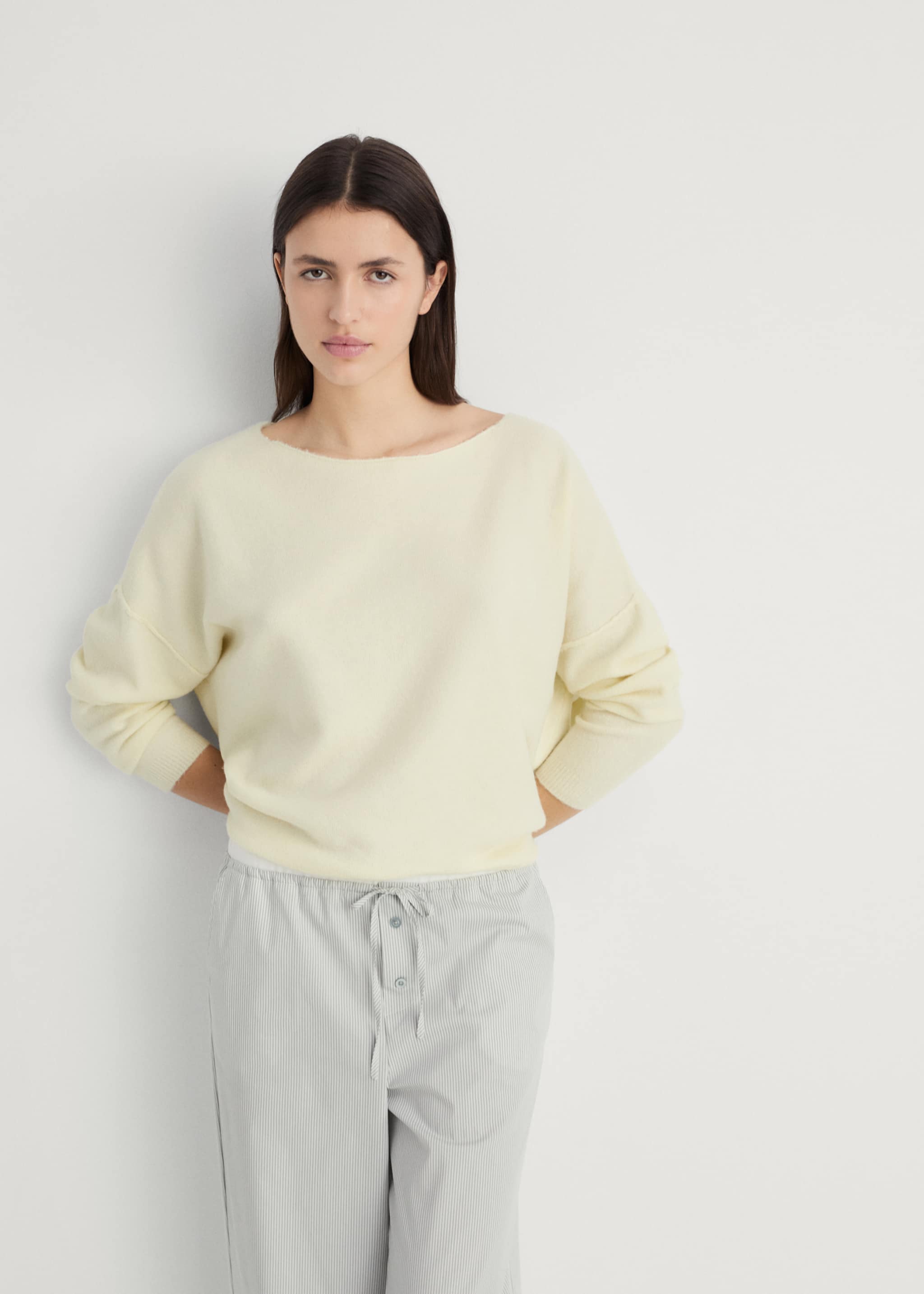 Oversize knit sweater - Medium plane, Vanilla. Ref: 87083286-00.