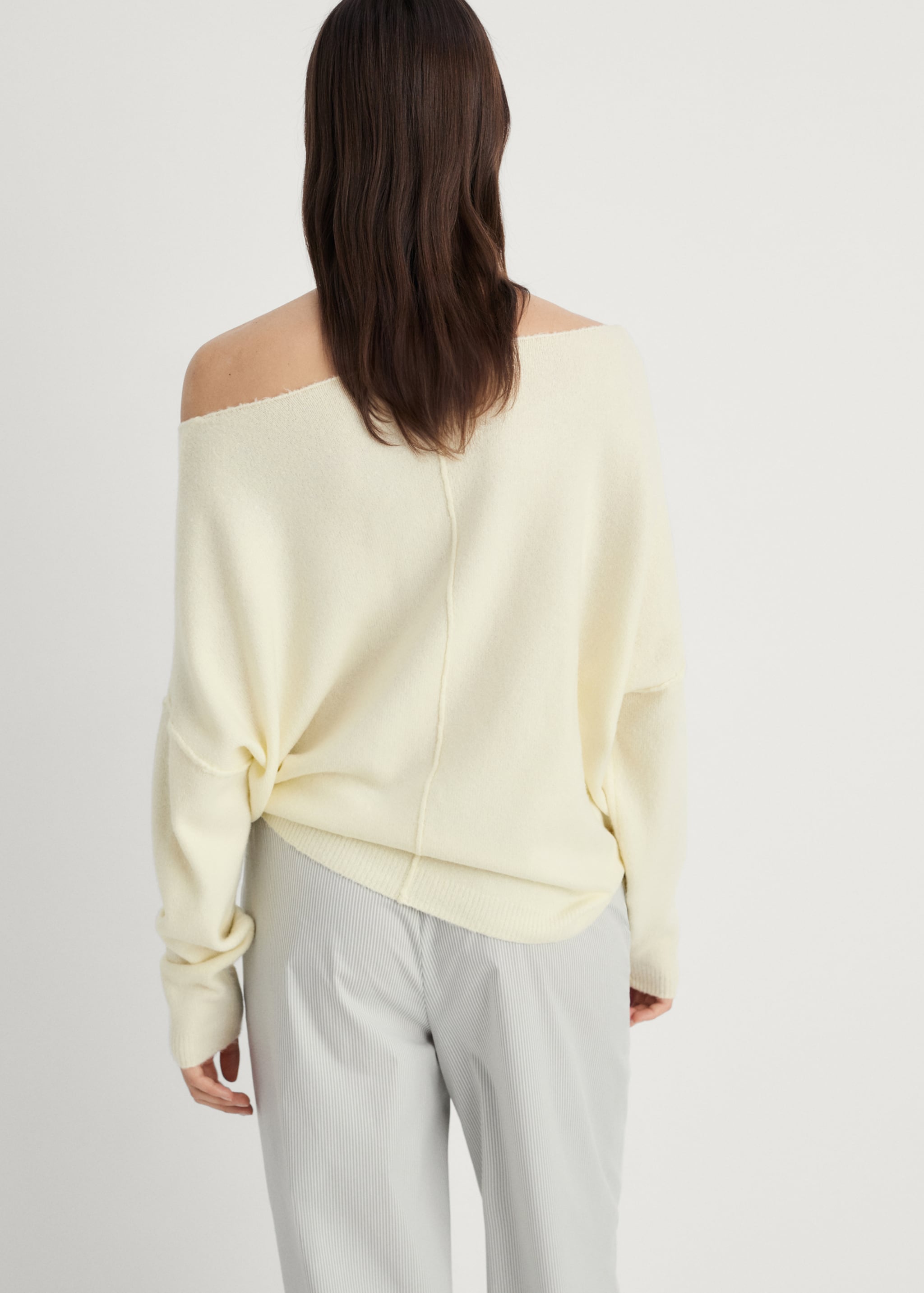 Oversize knit sweater - Reverse of the article, Vanilla. Ref: 87083286-00.