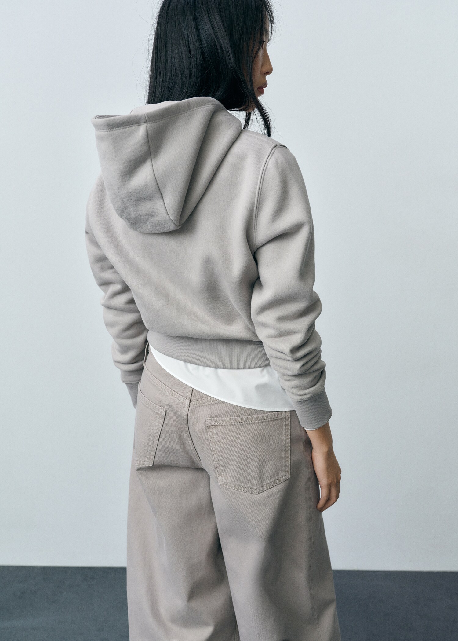 Cropped sweatshirt hoodie - Reverse of the article