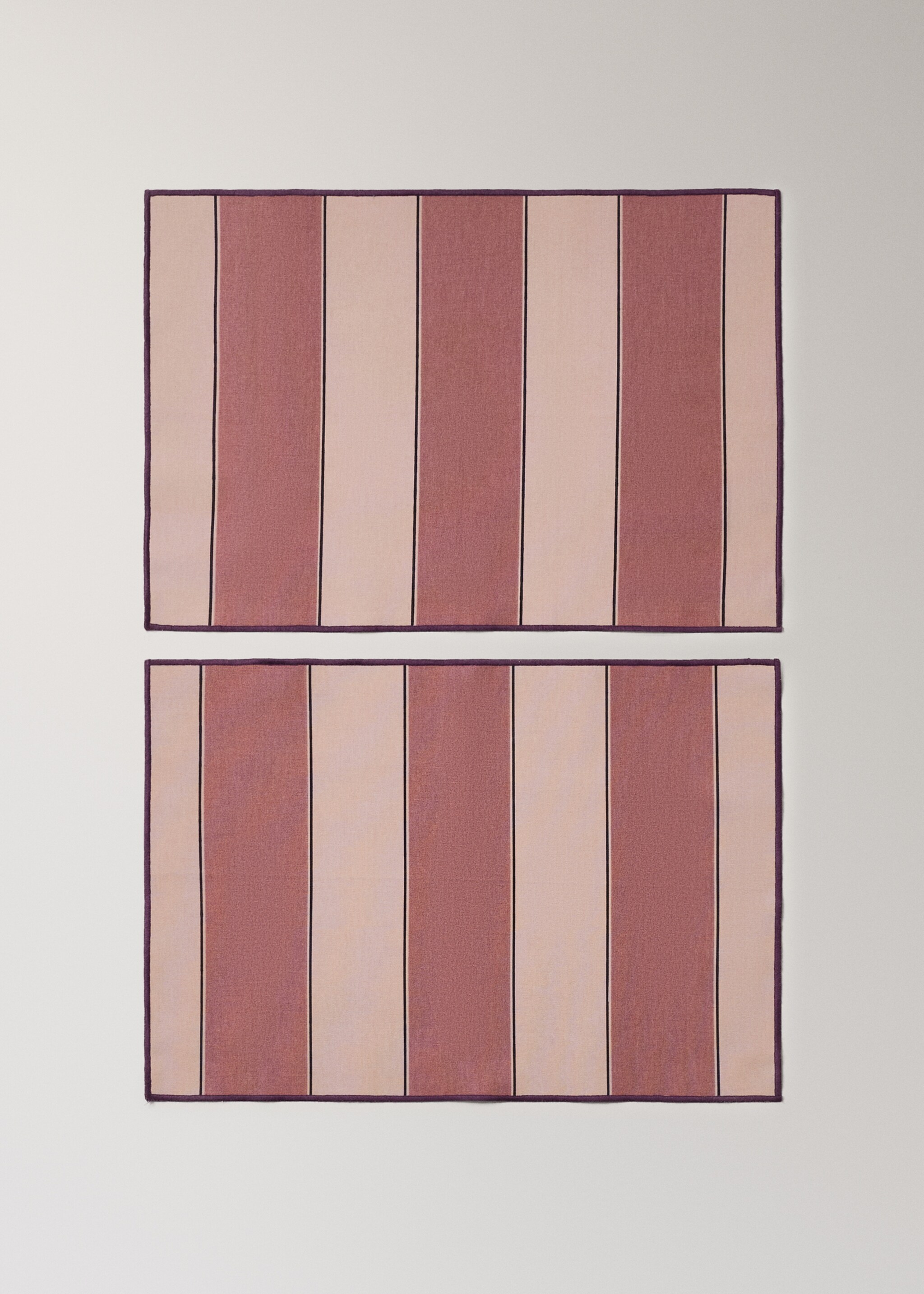 Cotton placemats with resin stripes - Article without model, Pink. Ref: 87083296-00.