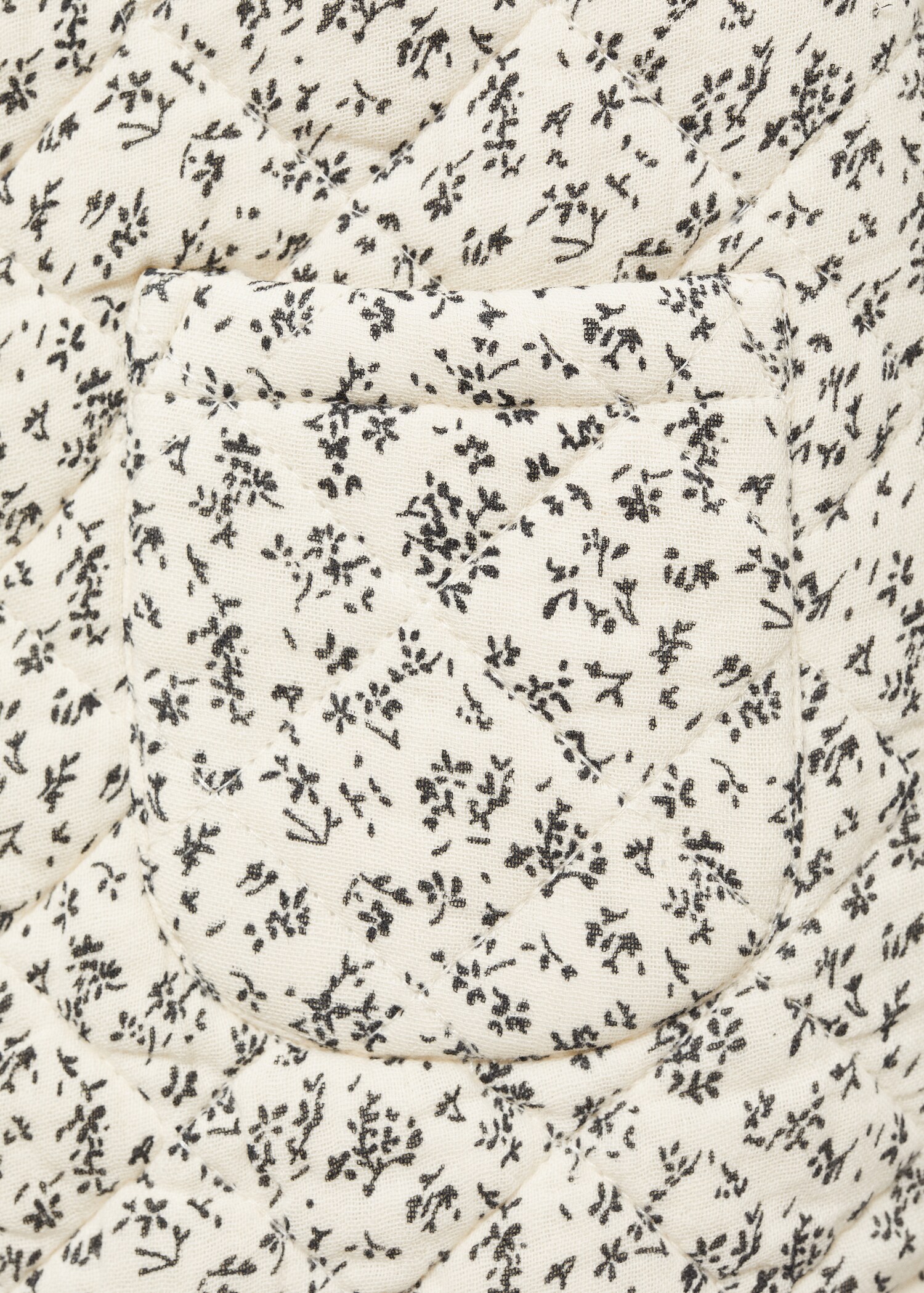 Quilted coat - Details of the article 0