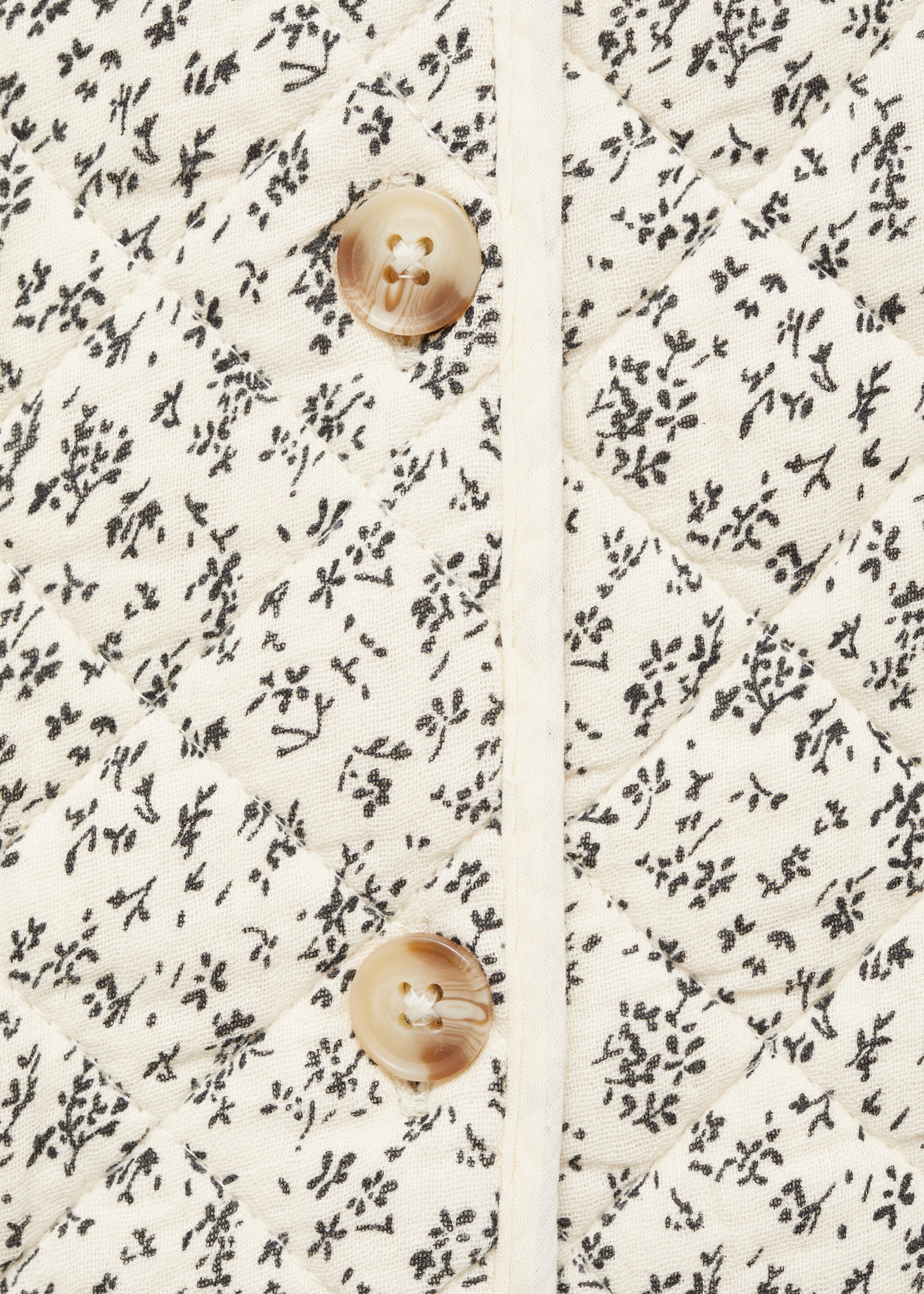 Quilted coat - Details of the article 8, Ecru. Ref: 87083635-00.