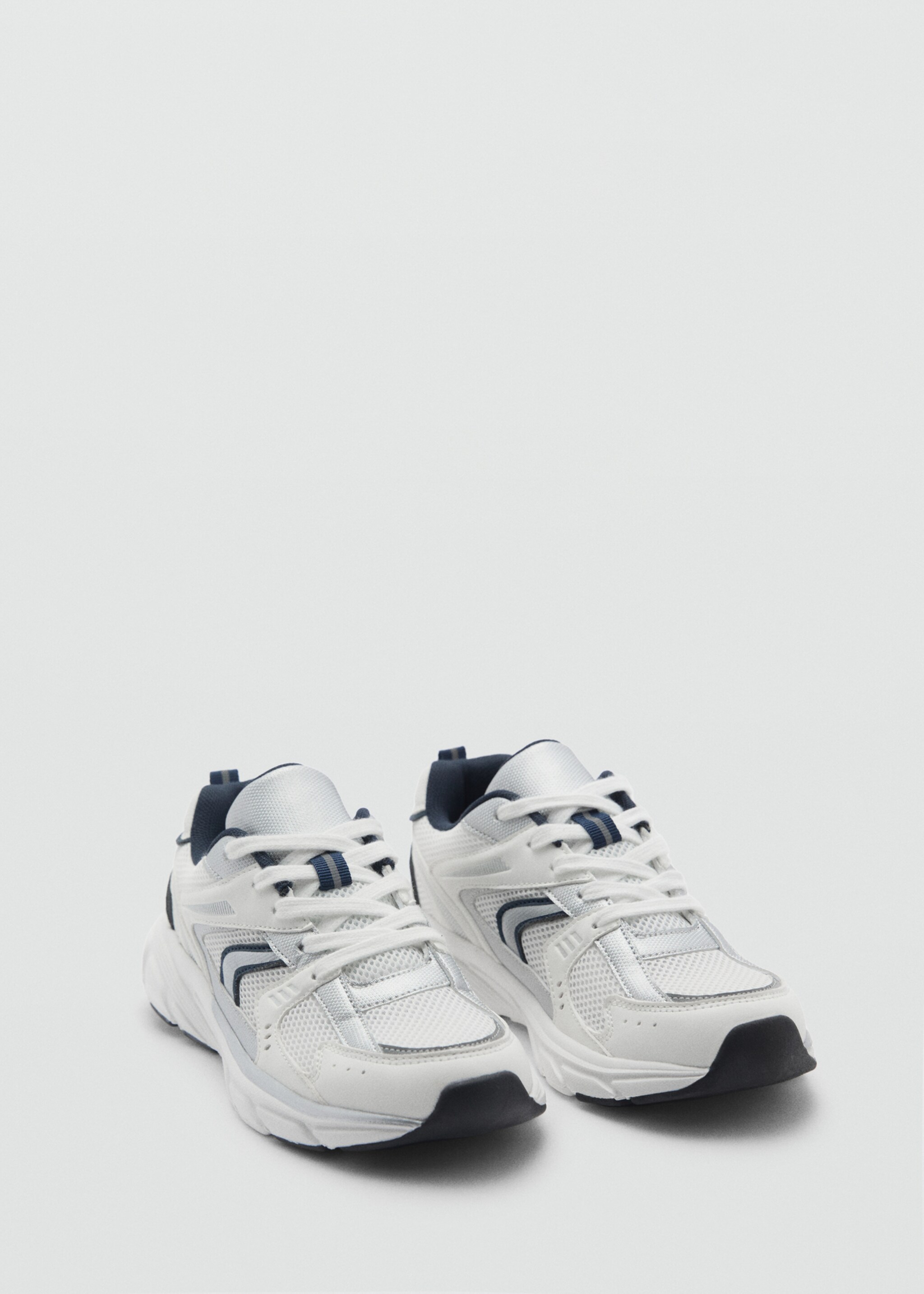 Baskets bicolores - Plan moyen, Blanc. Ref: 87083638-00.