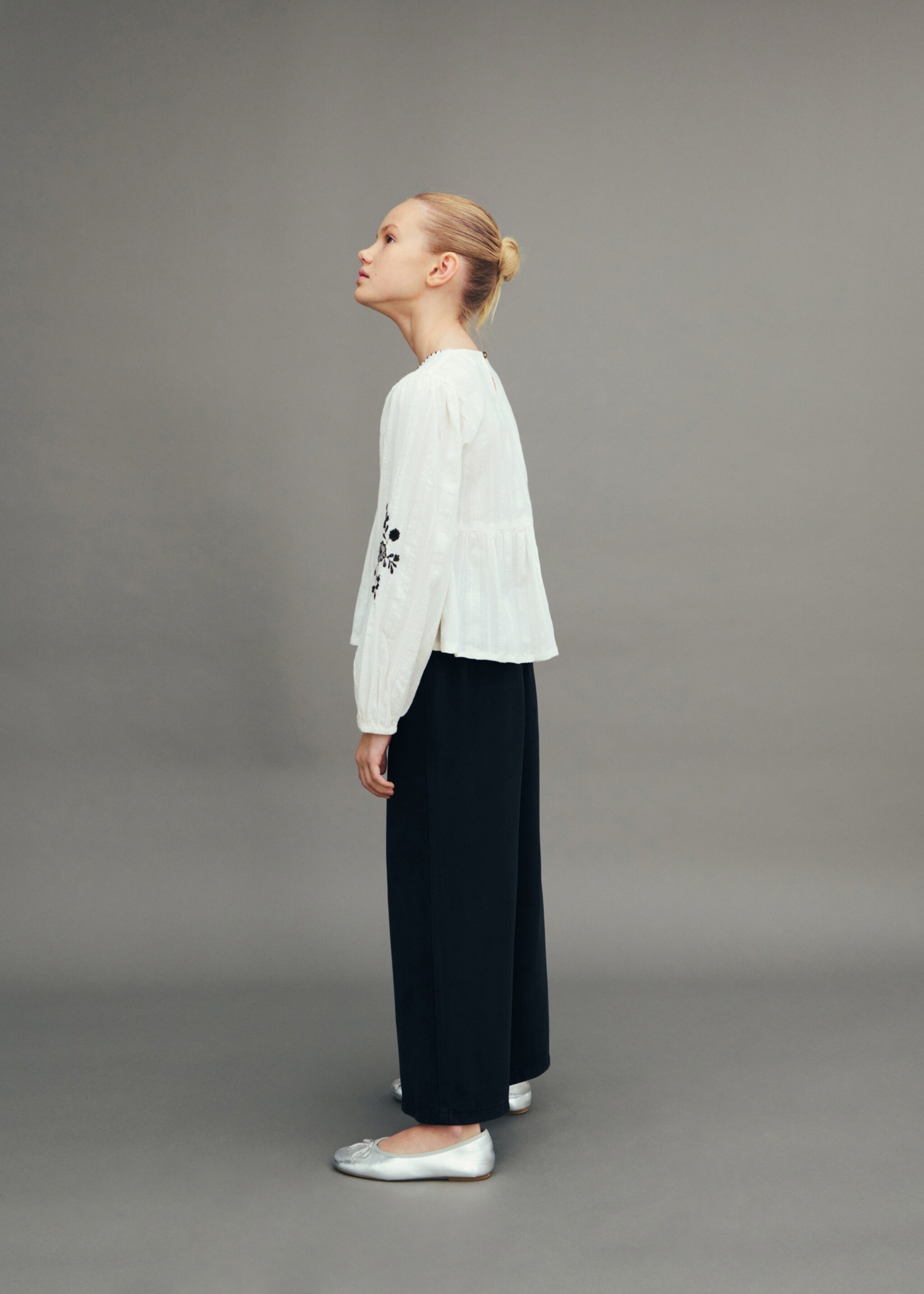 Pantalón culotte botones - Detalle del artículo 5, Azul marino oscuro. Ref: 87083642-00.