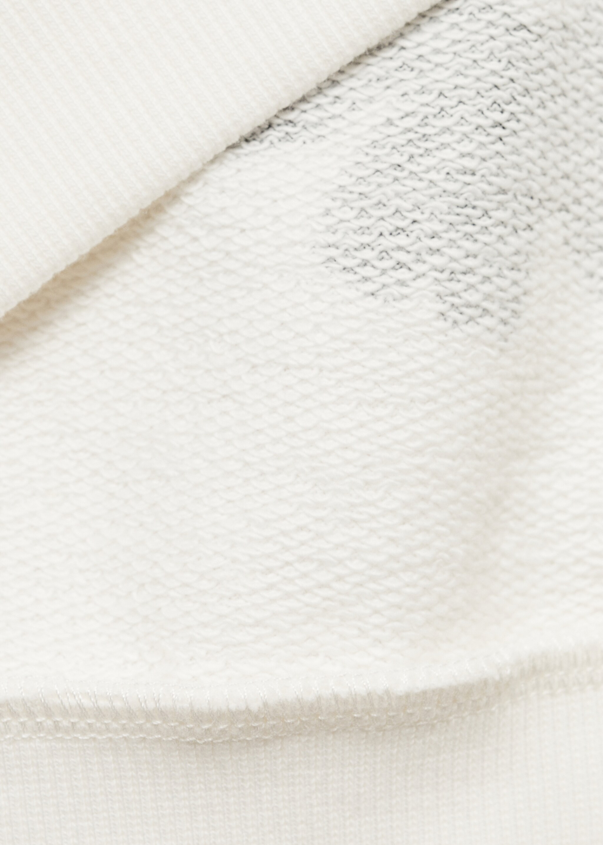 Dessuadora estampat floral - Detall de l'article 0, Blanc trencat. Ref: 87083645-00.