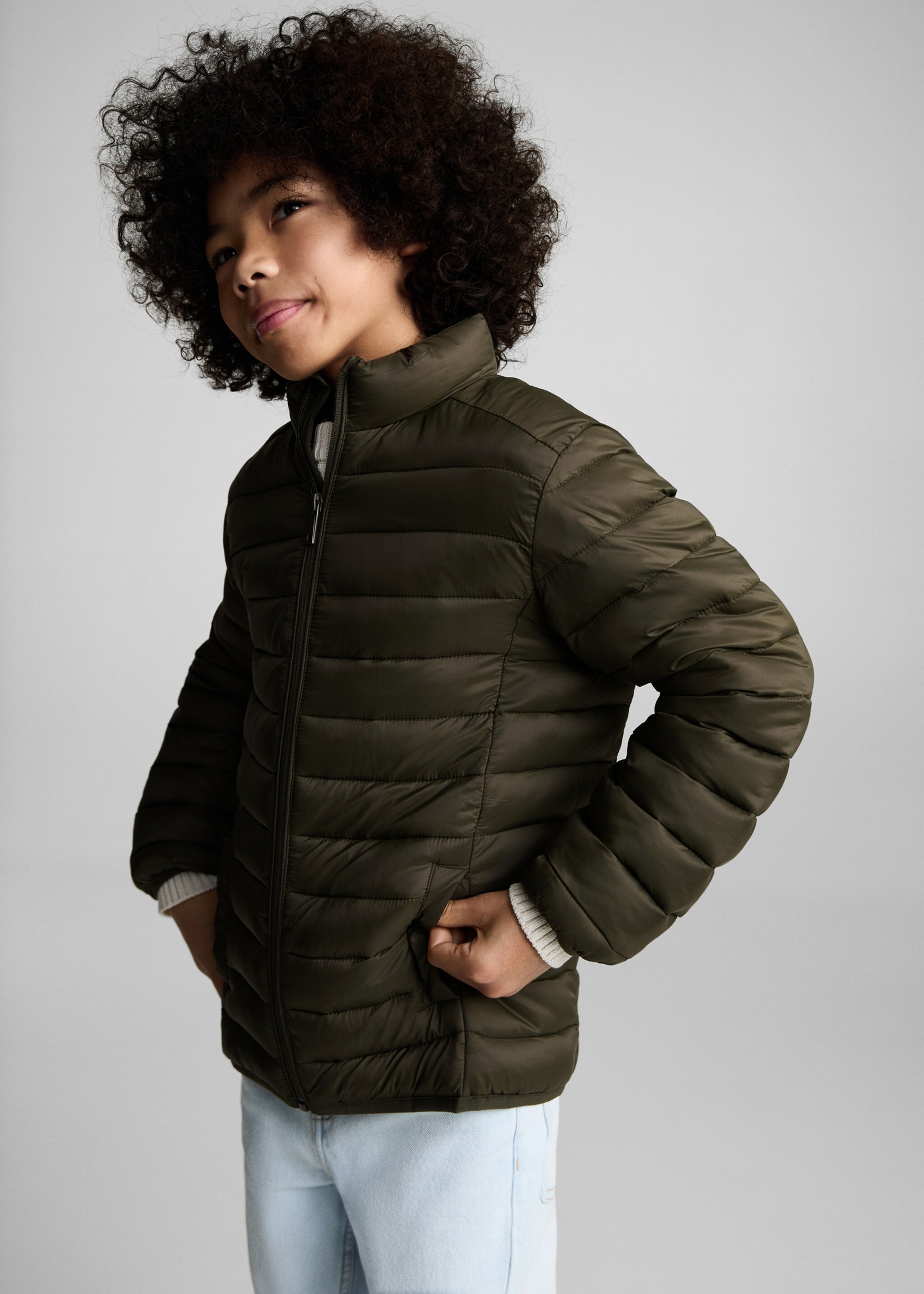 Anorak matelassé imperméable à losanges - Plan moyen, Kaki. Ref: 87083650-00.