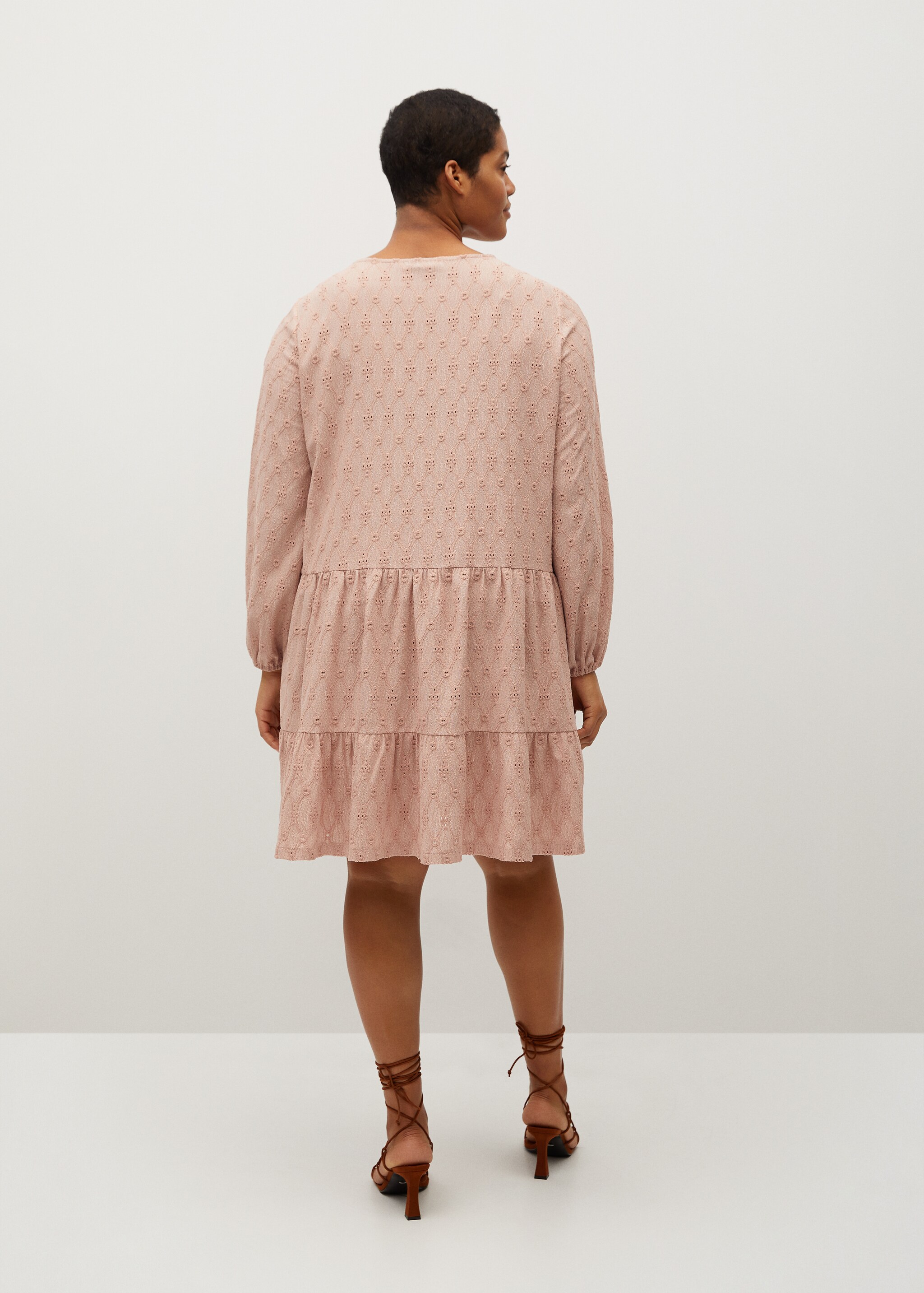 Vestido corto acampanado - Reverso del artículo