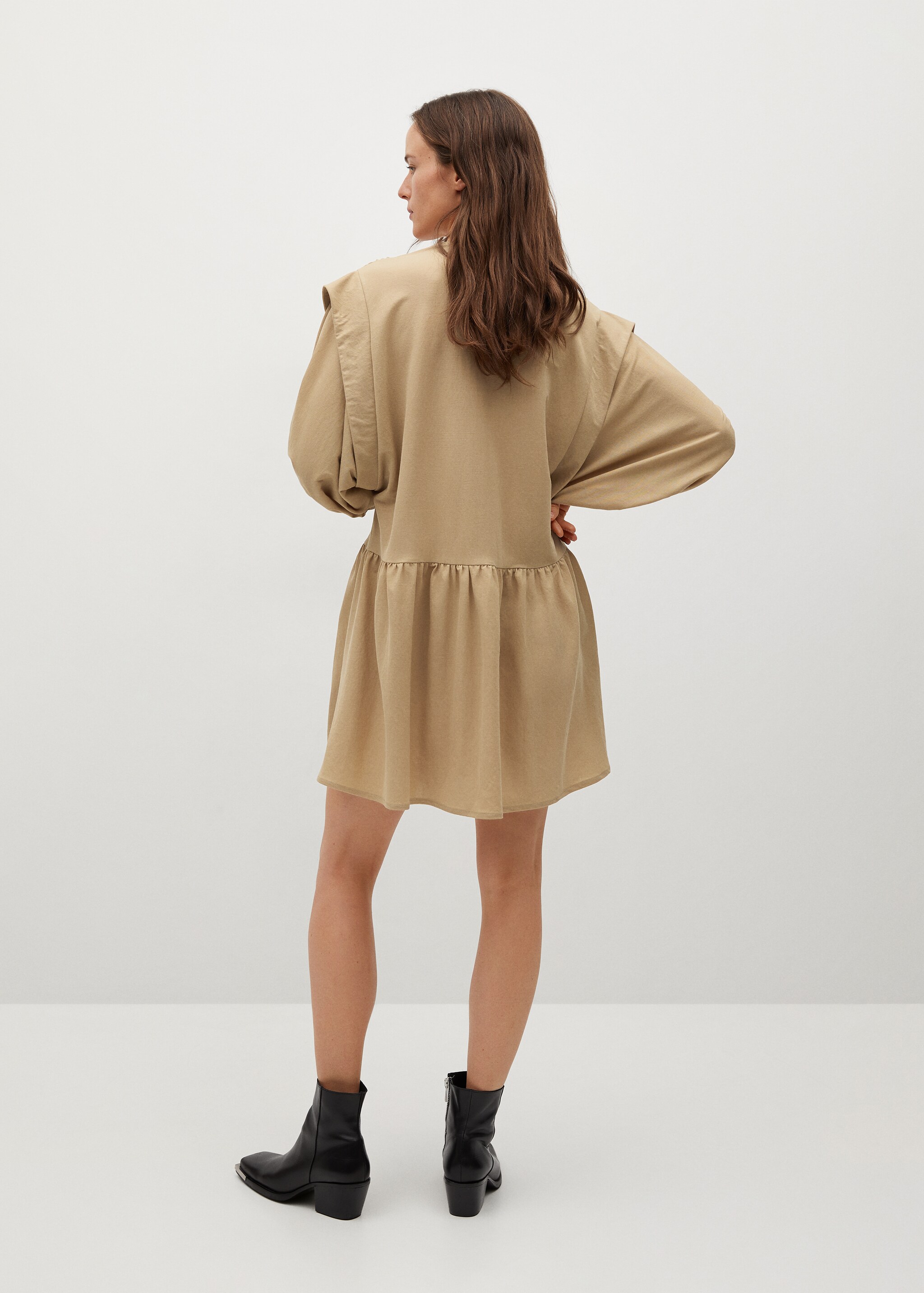 Vestido pliegues fluido - Reverso del artículo