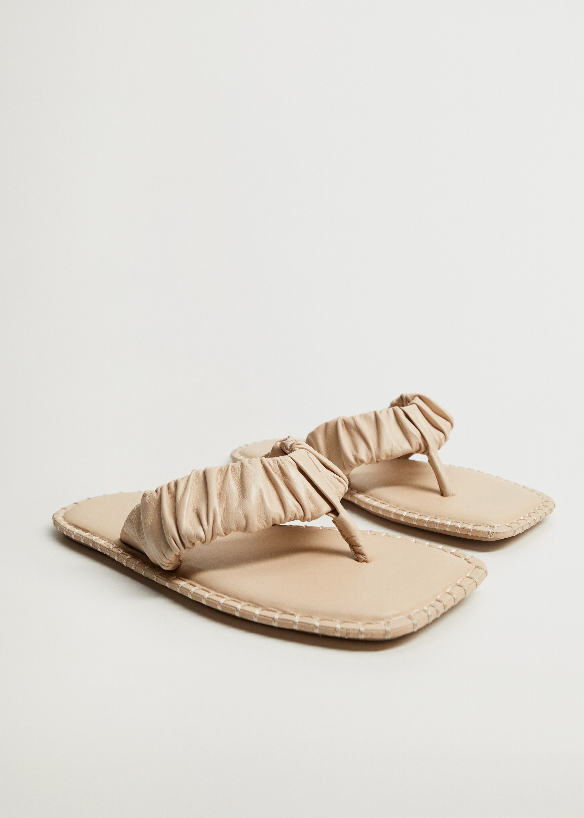 Ruched leather sandals - Details of the article 5