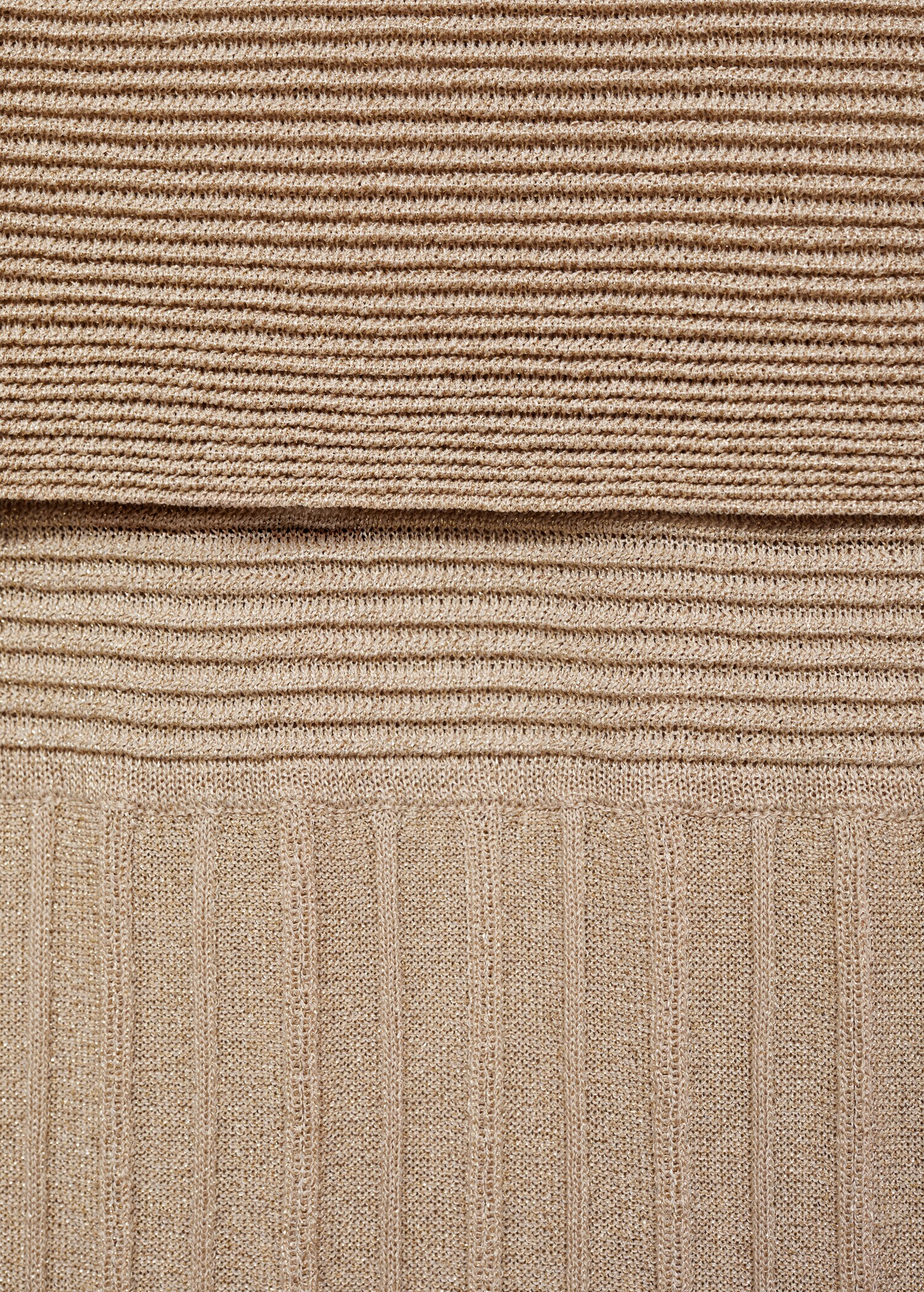 Knitted dress with shiny finish - Details of the article 0