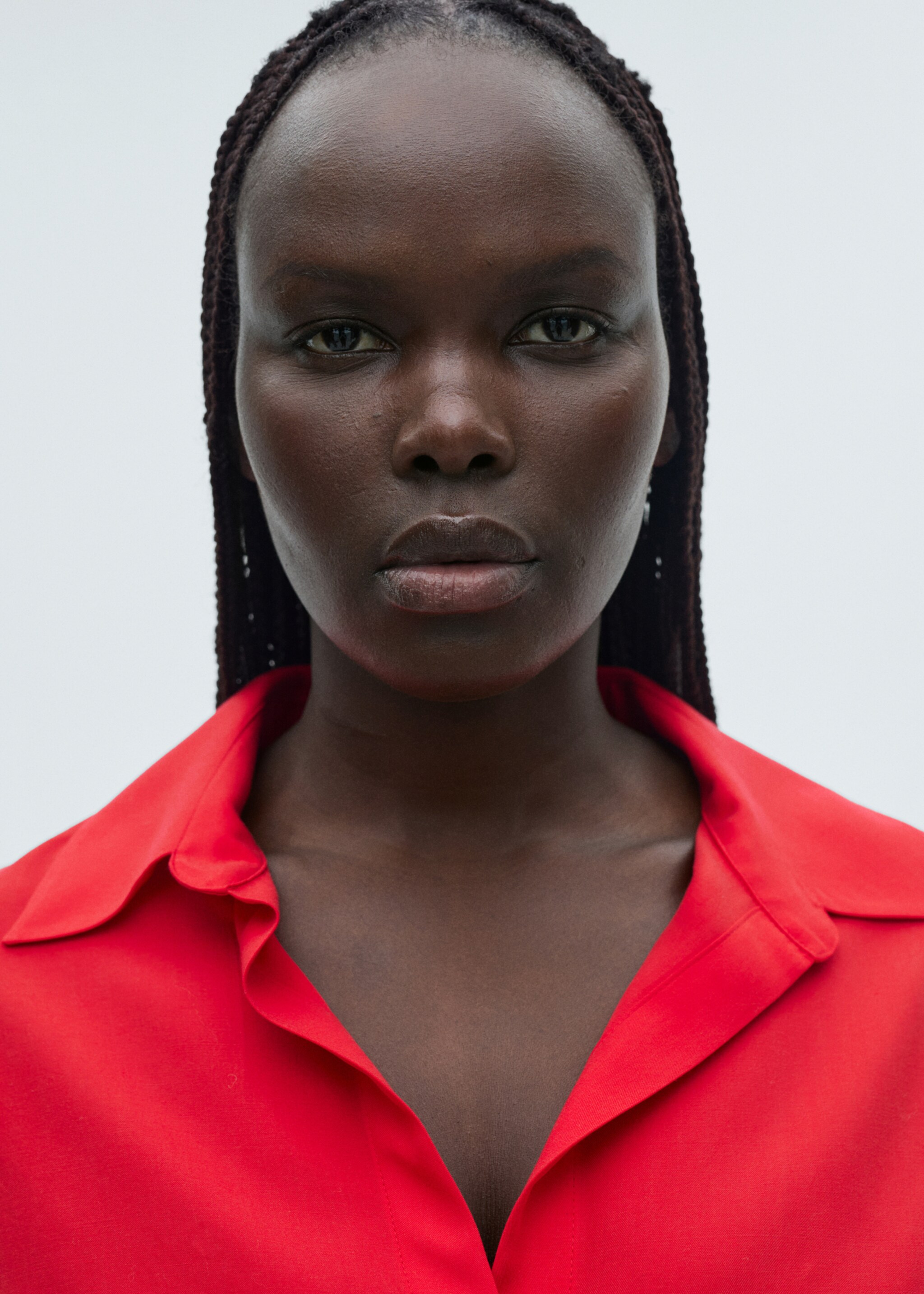 Lyocell fluid shirt - Details of the article 4, Red. Ref: 87084067-00.