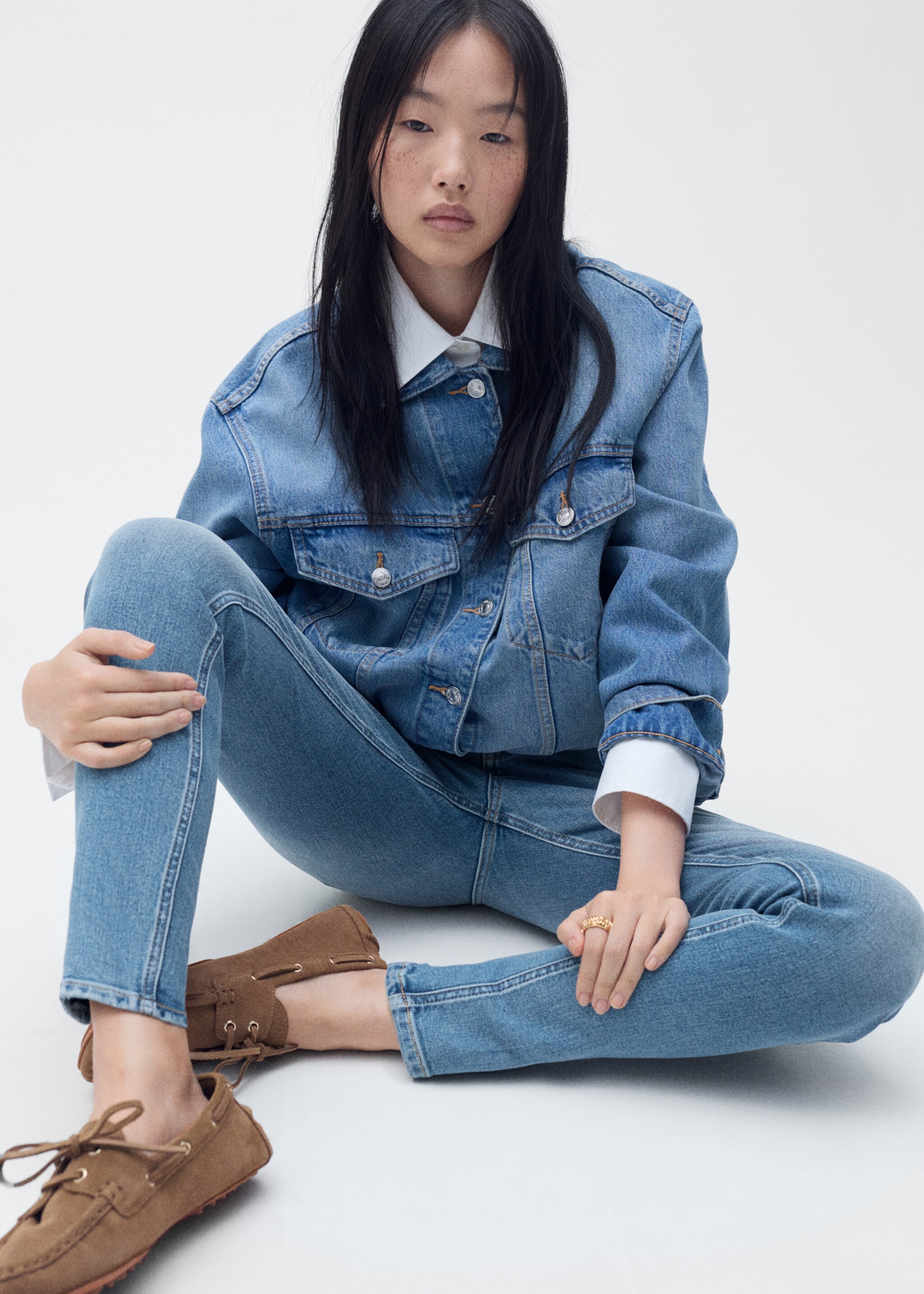 Mid-rise skinny jeans - Details of the article 2, Medium Blue. Ref: 87084069-00.