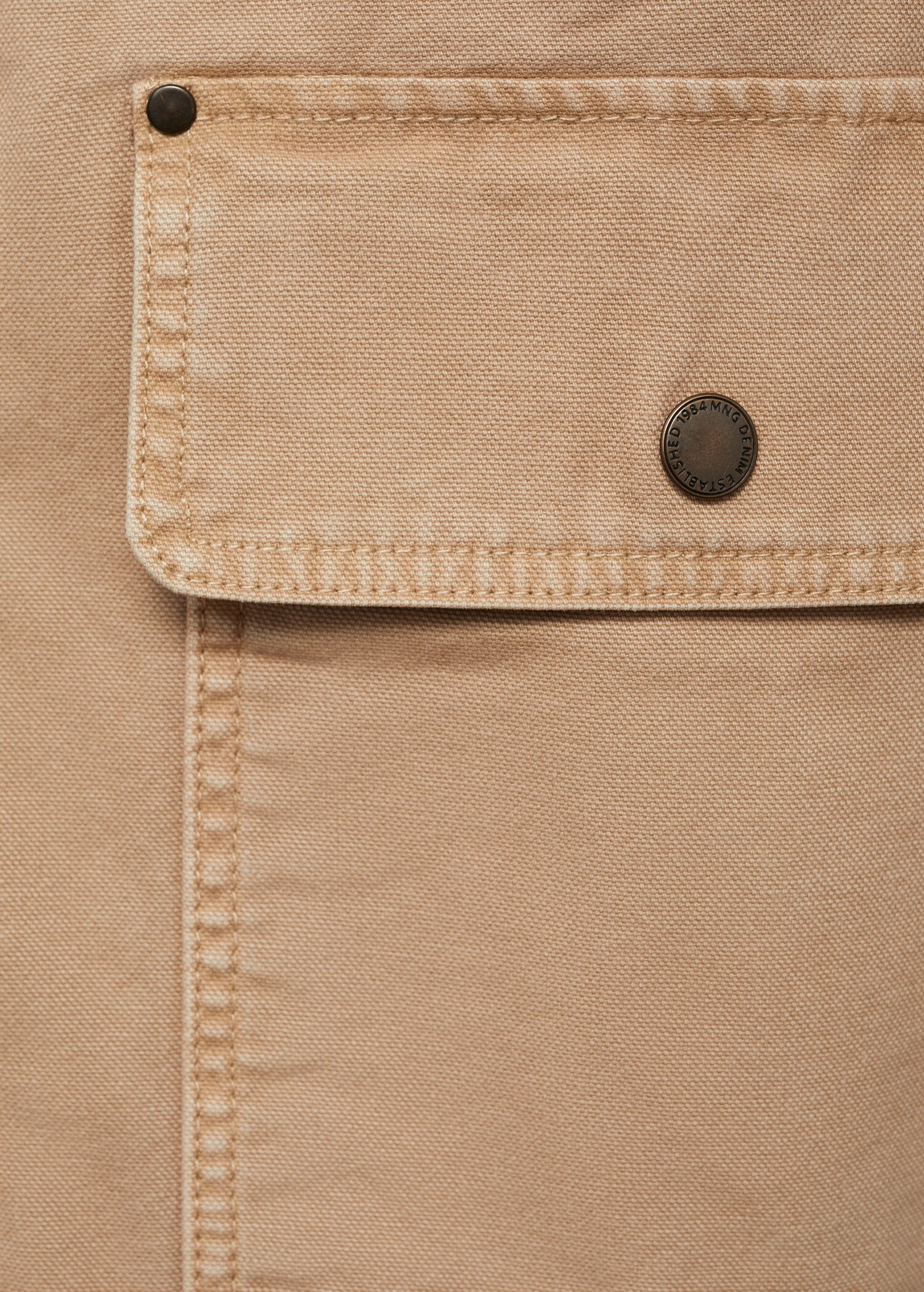 Denim parka with contrasting collar - Details of the article 0