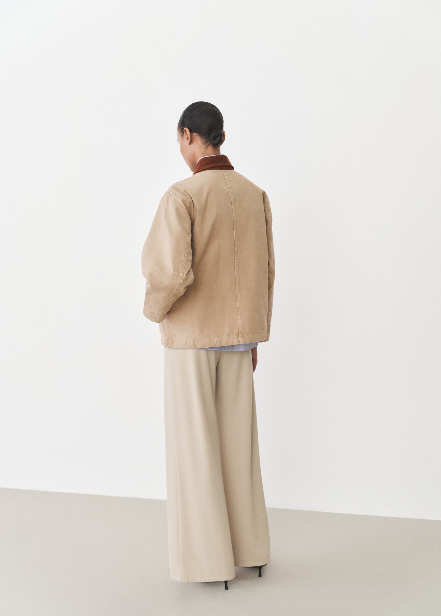 Denim parka with contrasting collar - Reverse of the article