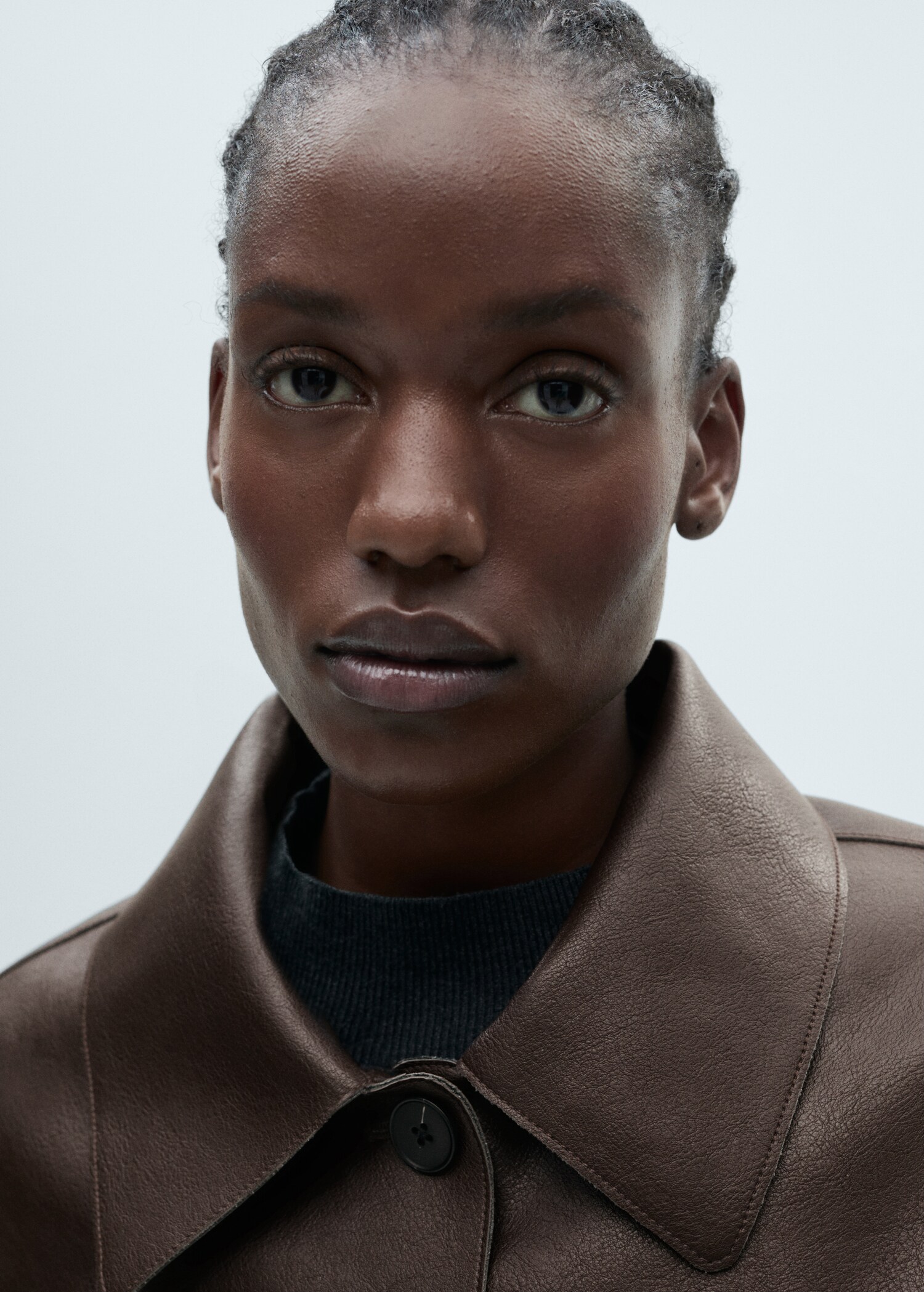 Jasje van imitatieleer met zakken - Detail van het artikel 4