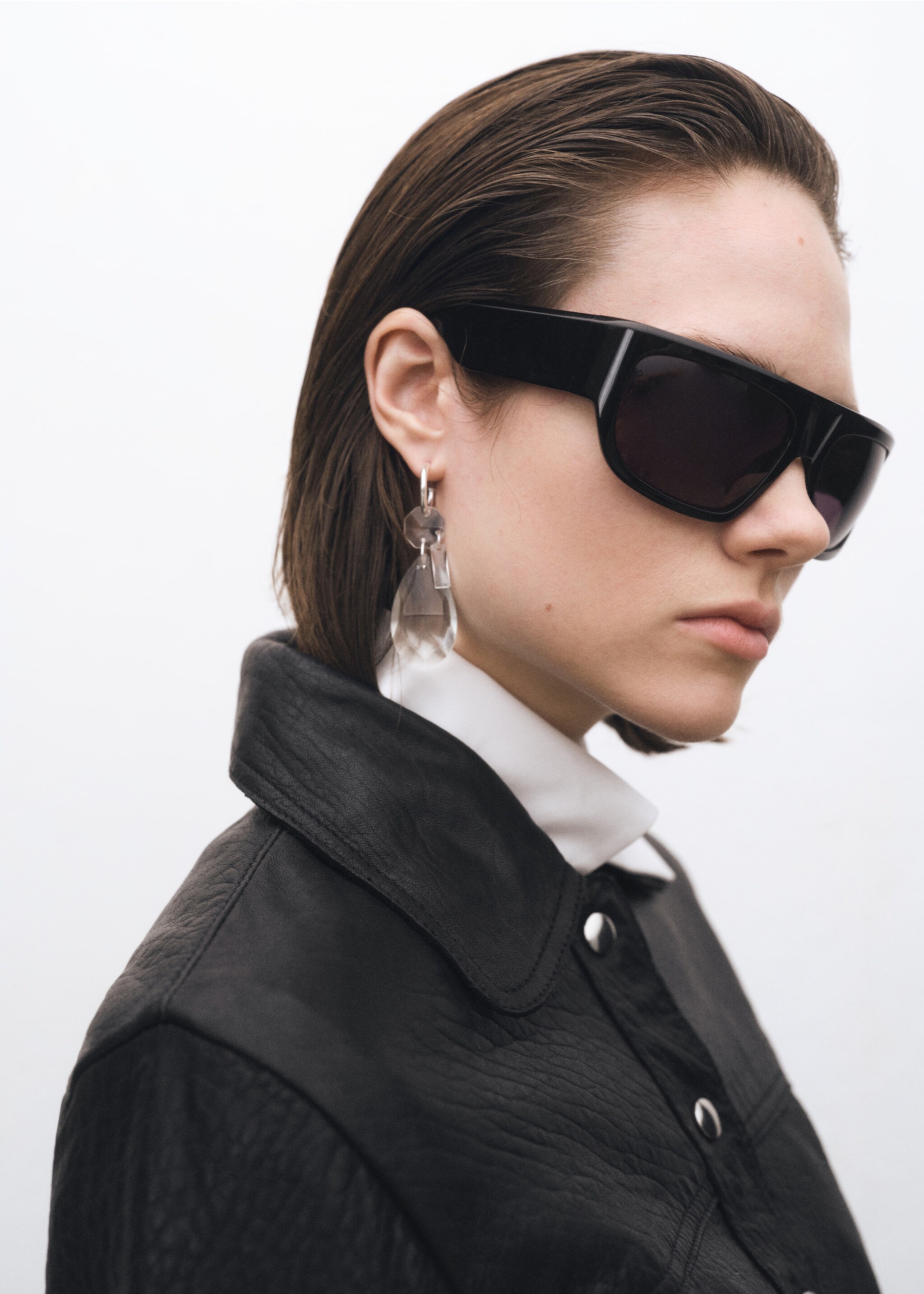 Lapels leather jacket - Details of the article 1, Black. Ref: 87084075-00.