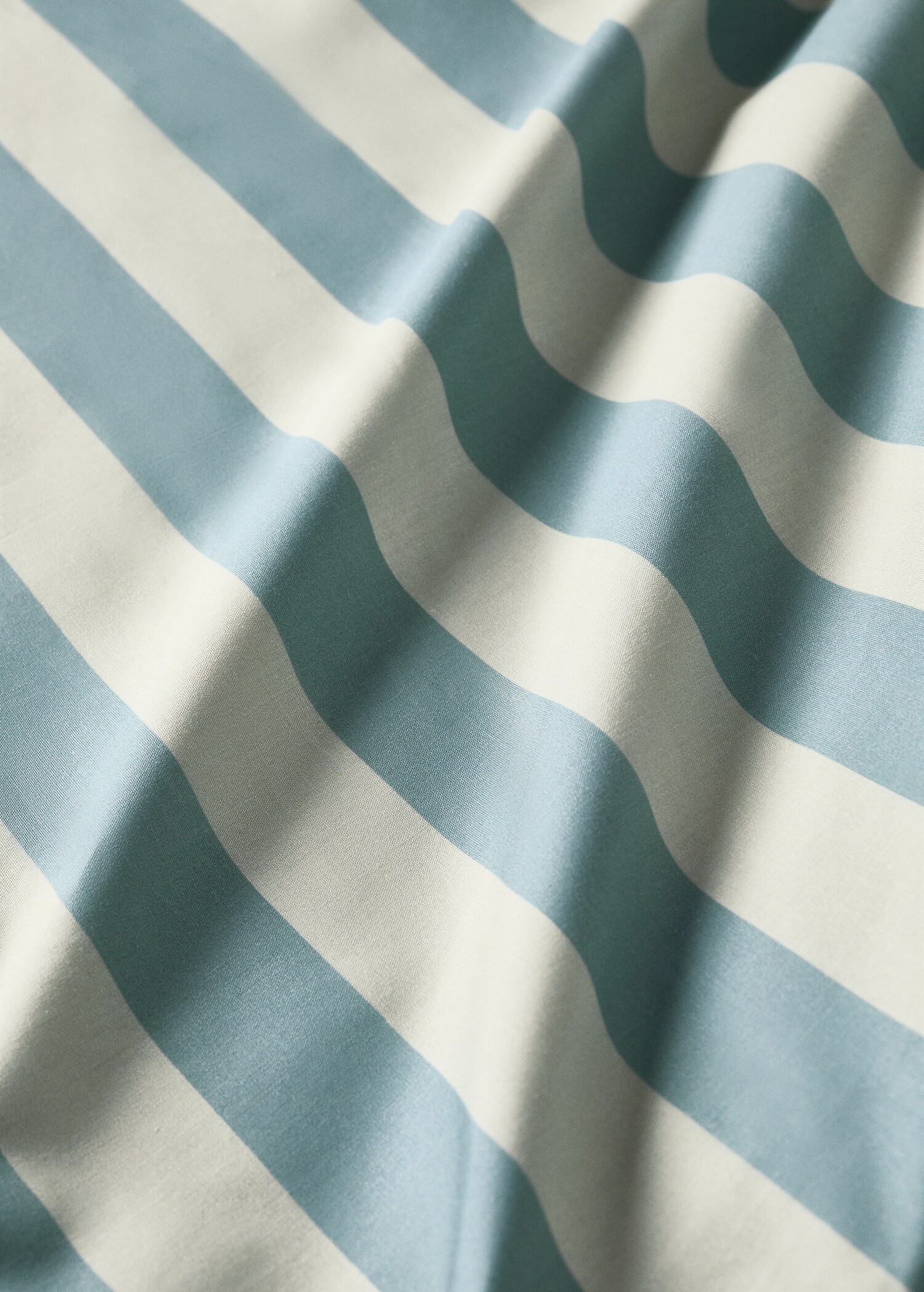 Grof gestreept dekbedovertrek van perkalkatoen voor kinderbed 90 cm - Detail van het artikel 2