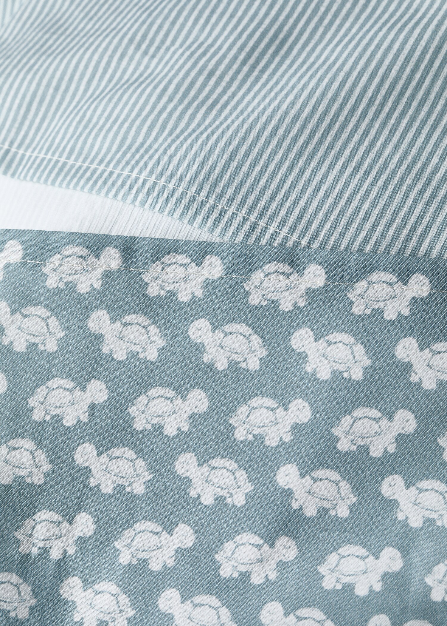 Cotton percale reversible duvet cover for cot - Details of the article 3