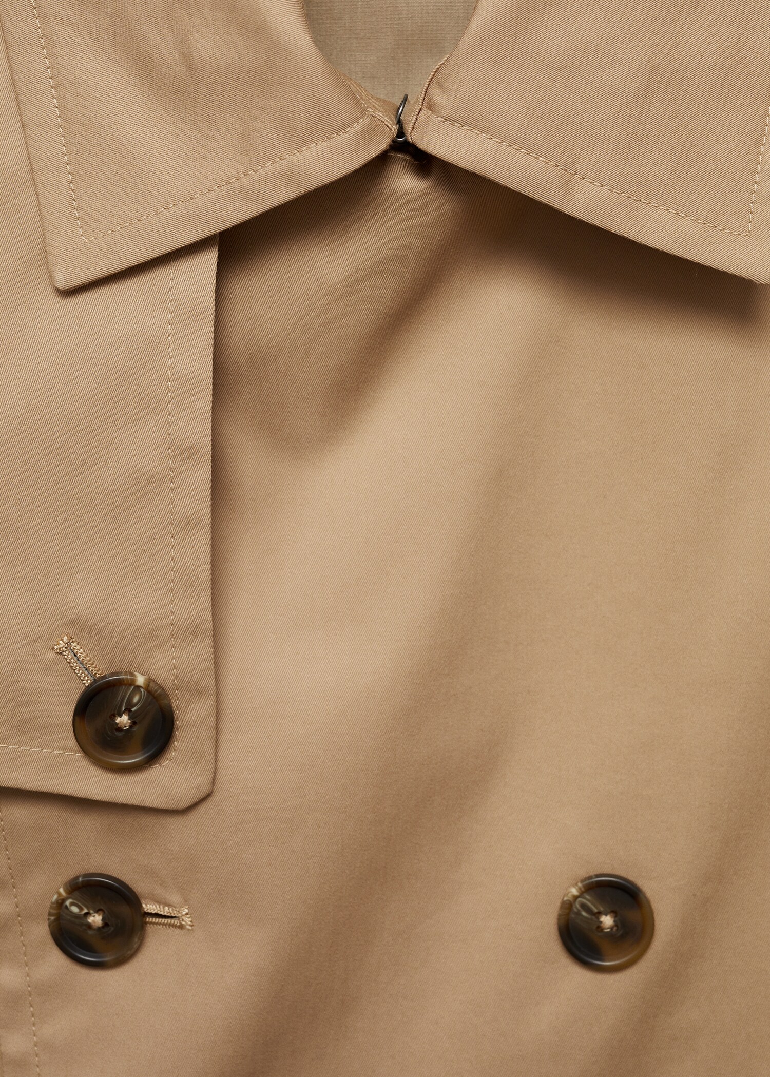 Wasserabweisender Trenchcoat mit Gürtel - Detail des Artikels 0