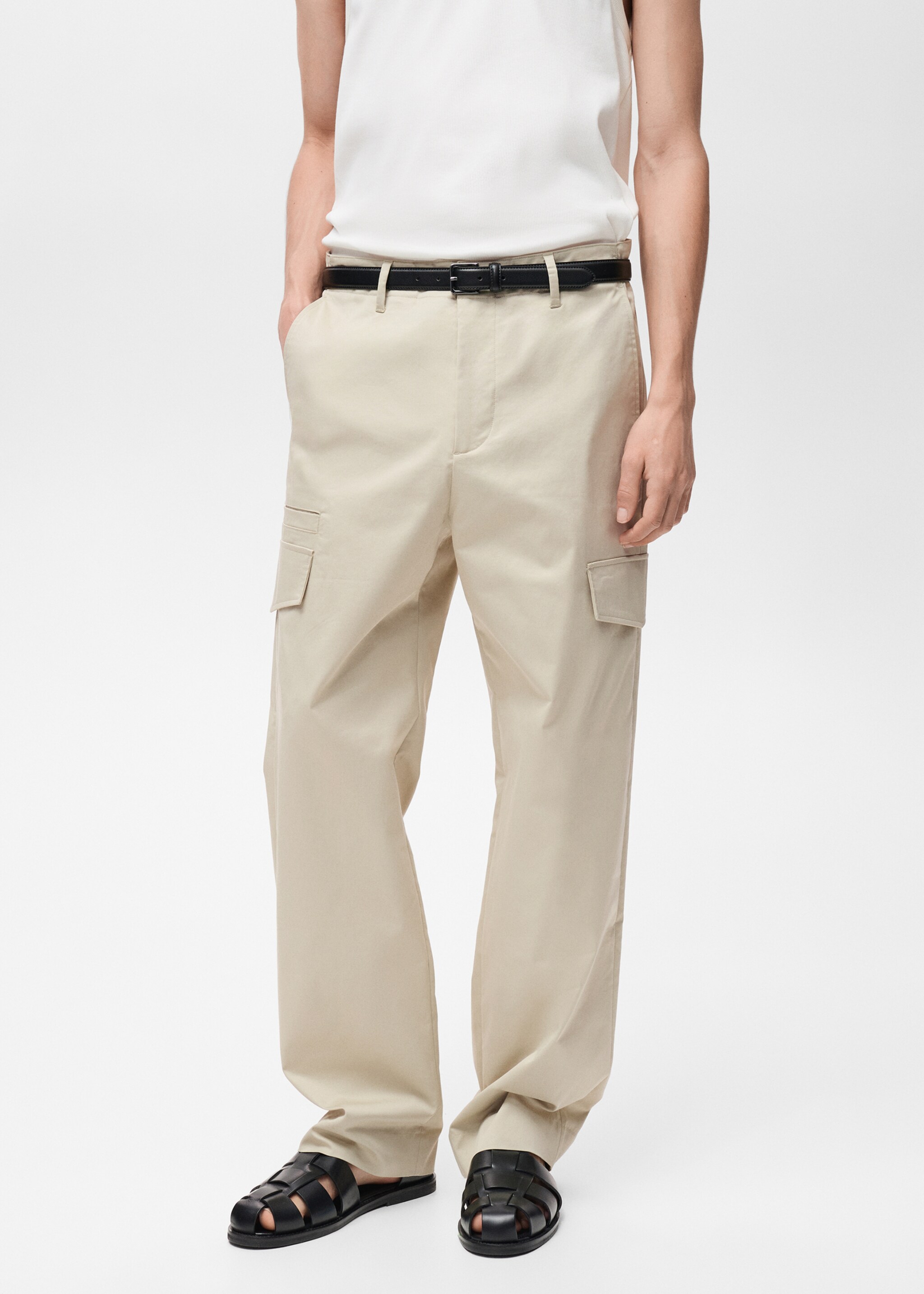 Relaxed-fit trousers with pocket - Medium plane, Pastel Yellow. Ref: 87084395-00.
