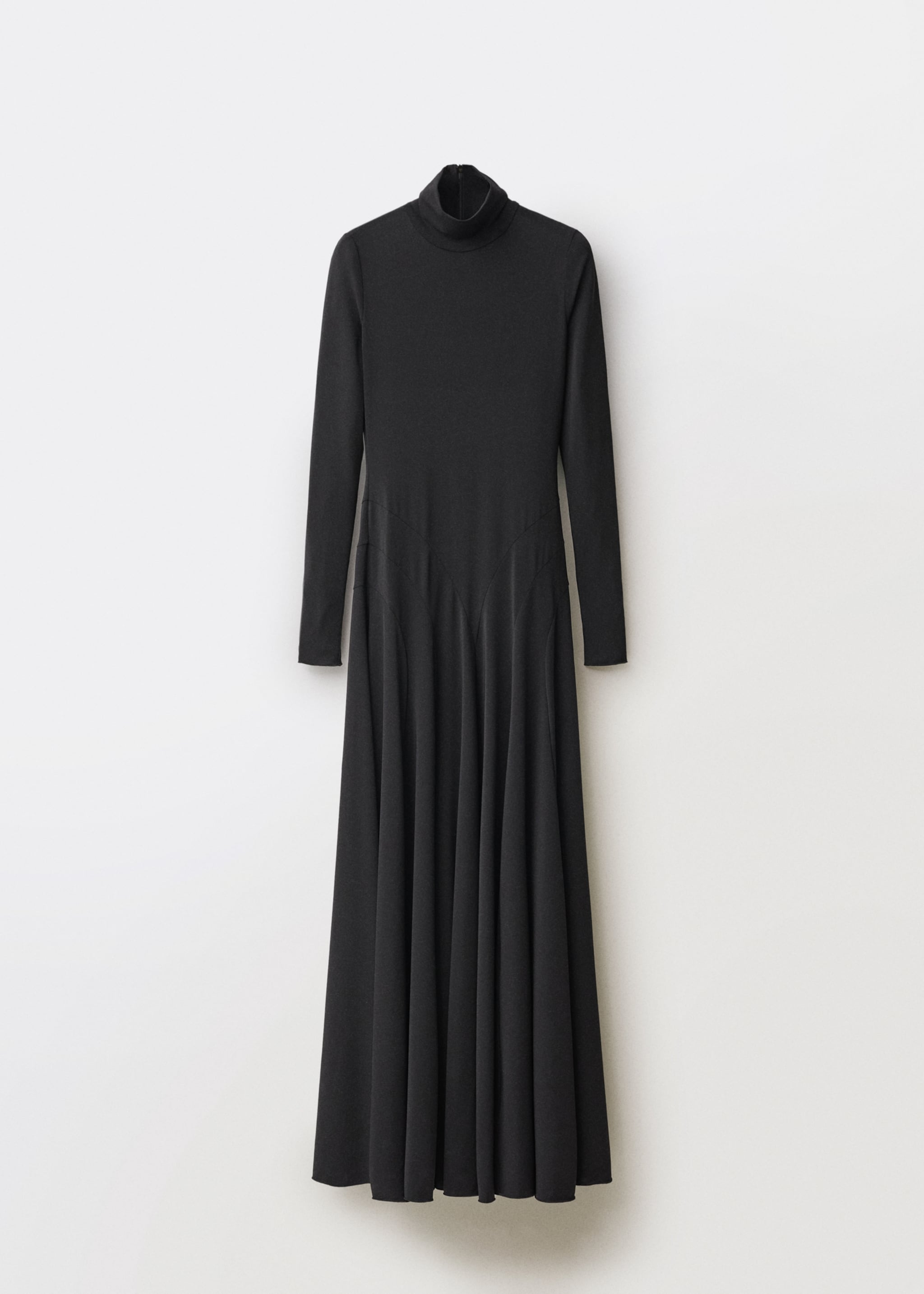 Turtleneck flared knitted dress - Article without model, Black. Ref: 87084423-00.