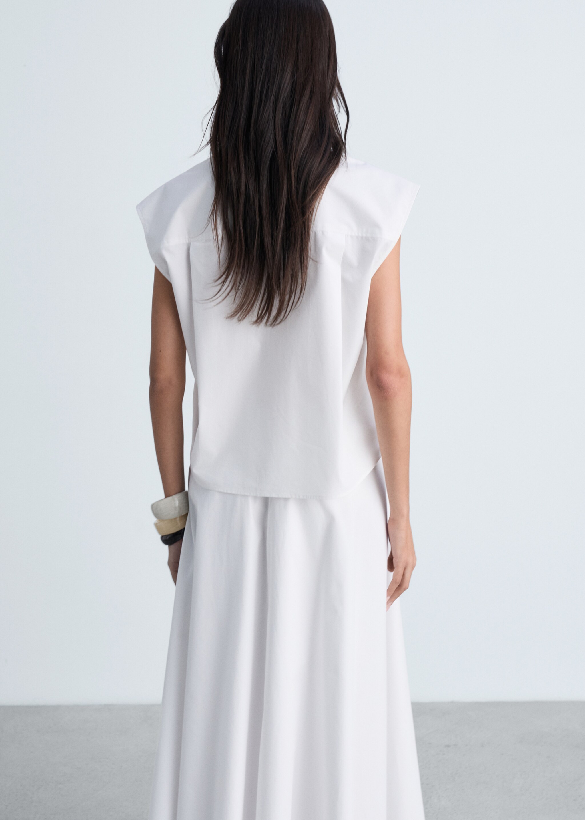 Chemise popeline sans manches - Verso de l’article, Blanc. Ref: 87084777-00.