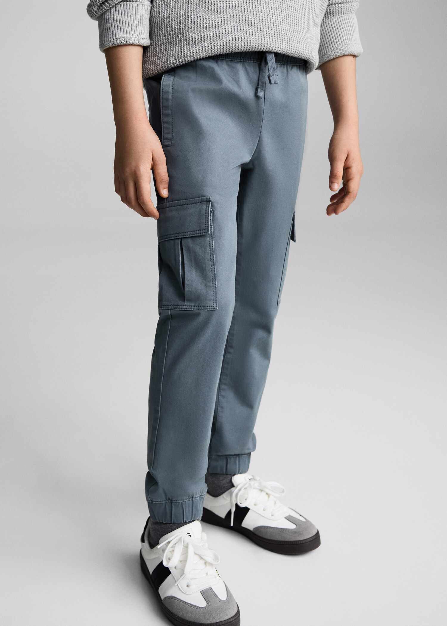 Cotton cargo trousers - Details of the article 6