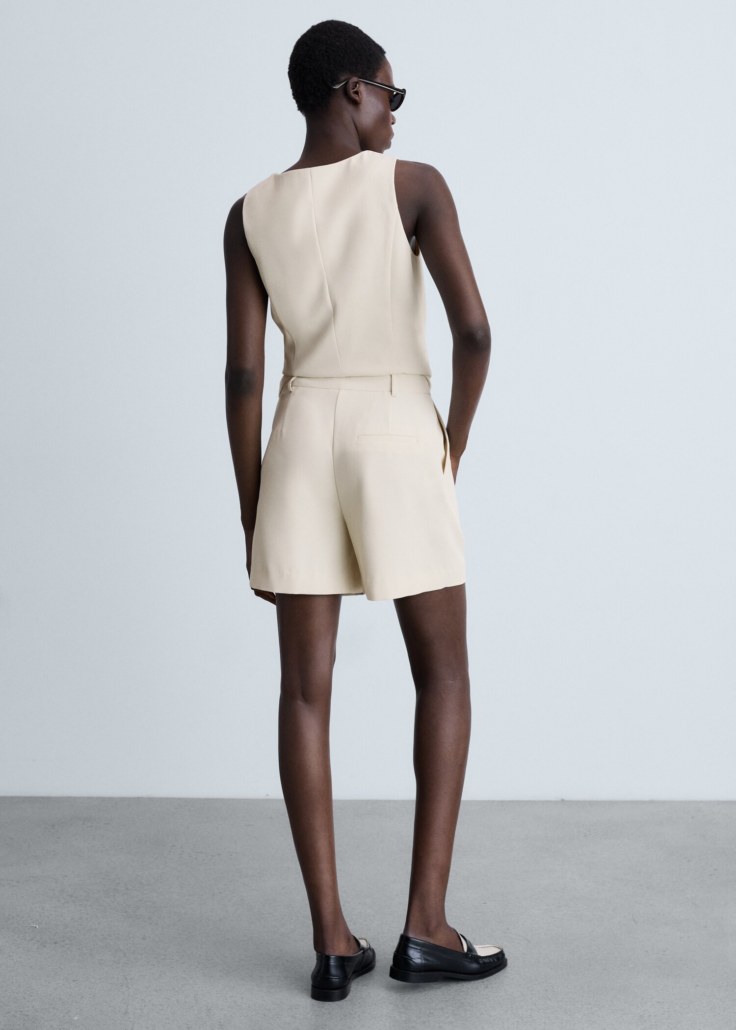 Oblekové šortky s vysokým pasem - Zadní strana zboží