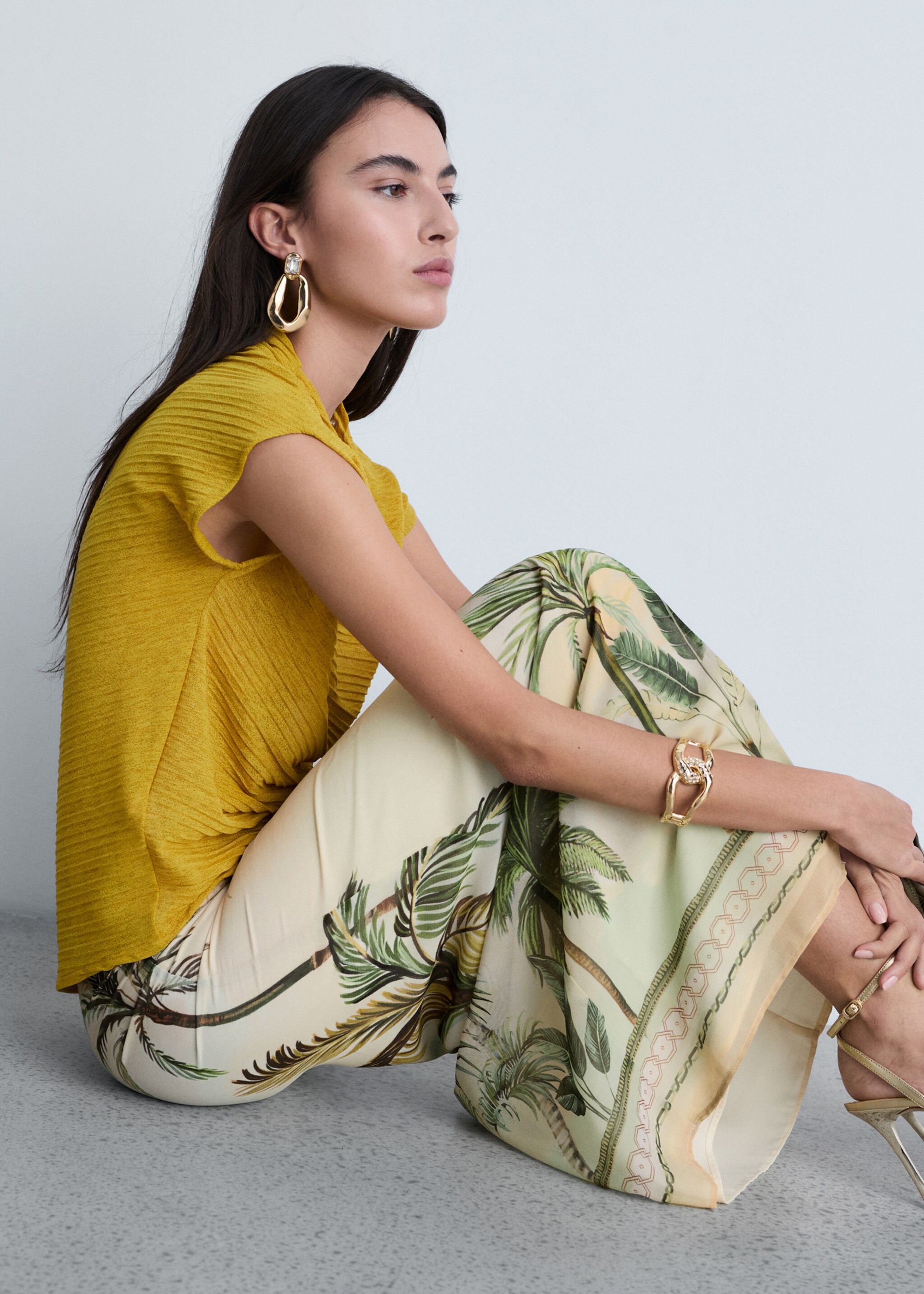 Tropical-print straight skirt - Details of the article 2, Ecru. Ref: 87084807-00.