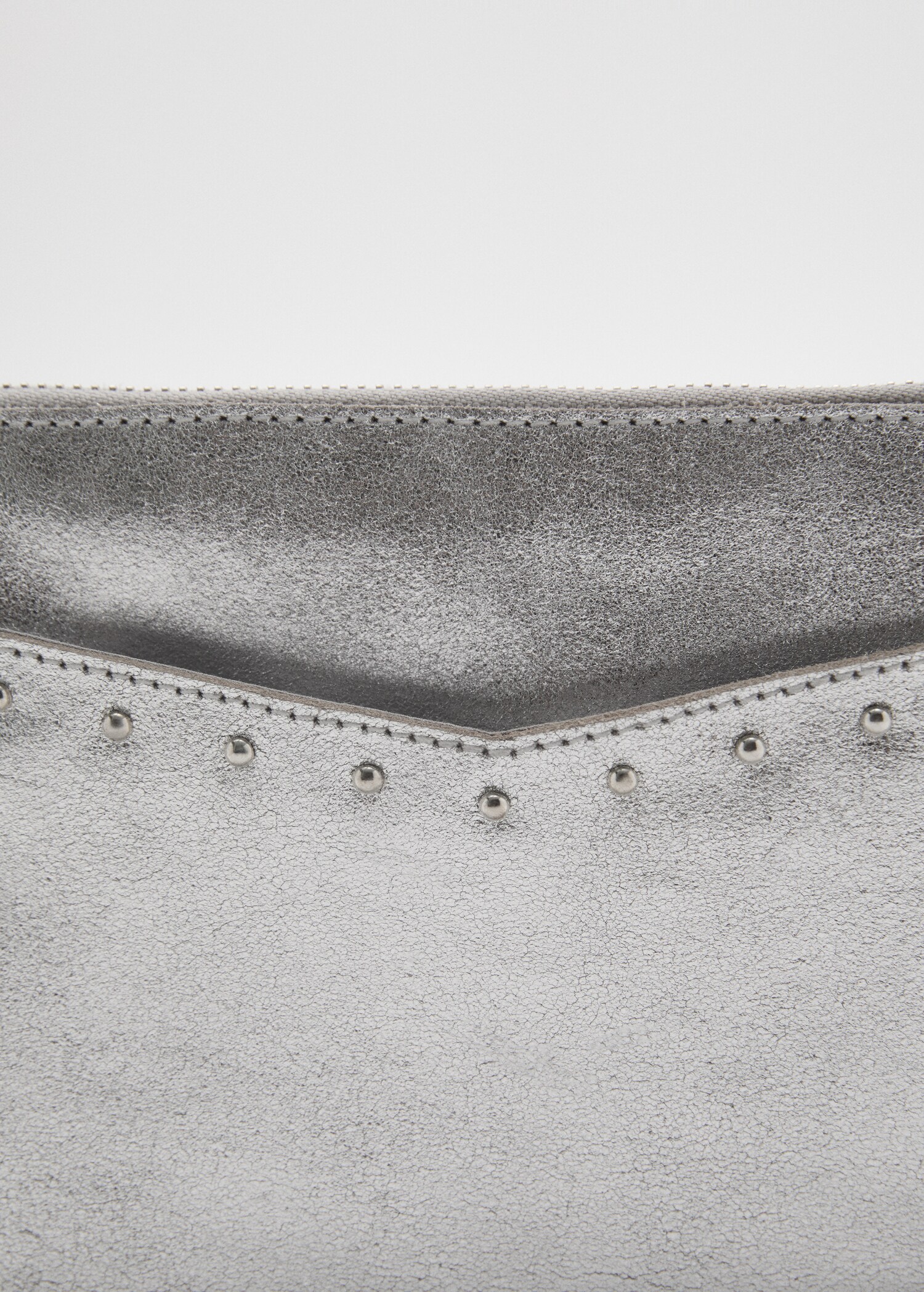 Metallic-effect clutch - Details of the article 1