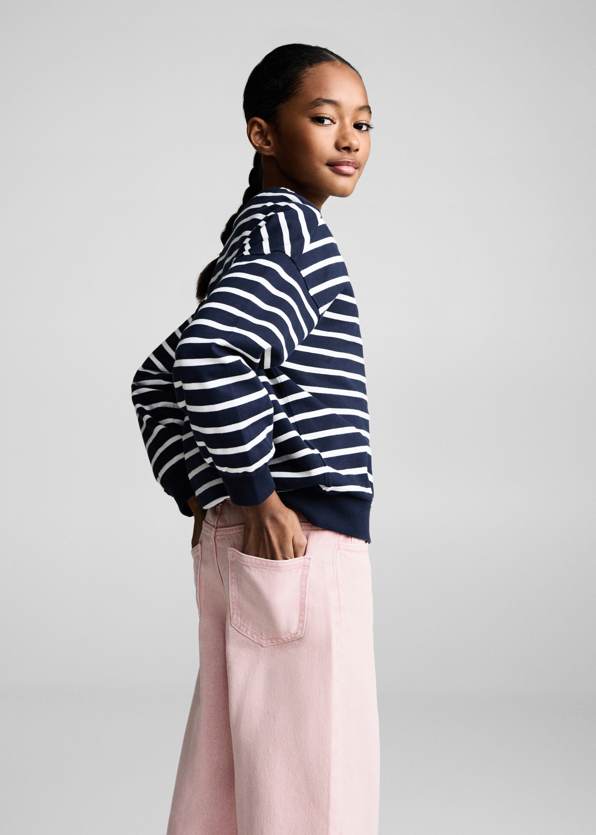 Jeans wide leg - Detalle del artículo 2, Rosa. Ref: 87085138-00.