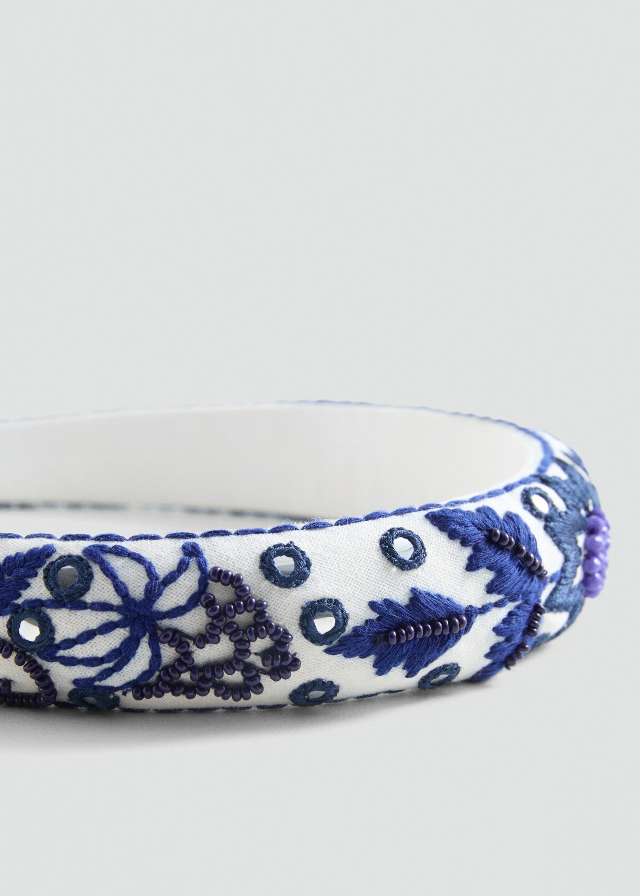 Bead embroidery hairband - Medium plane, Blue. Ref: 87085144-00.
