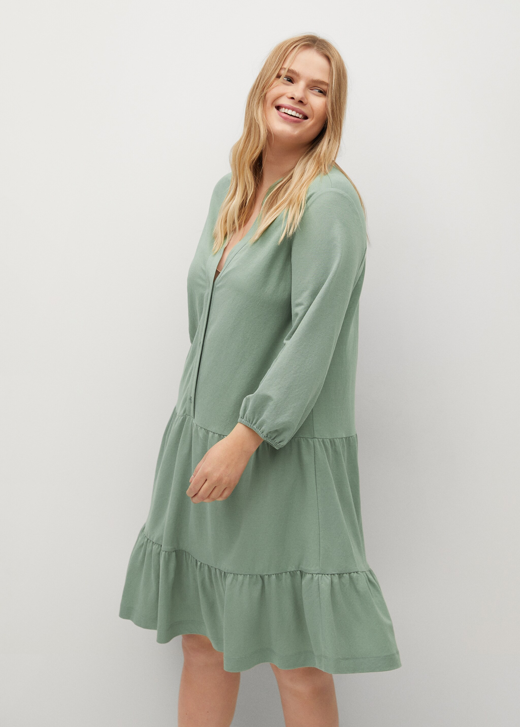 Geknöpftes Kleid - Mittlere Ansicht