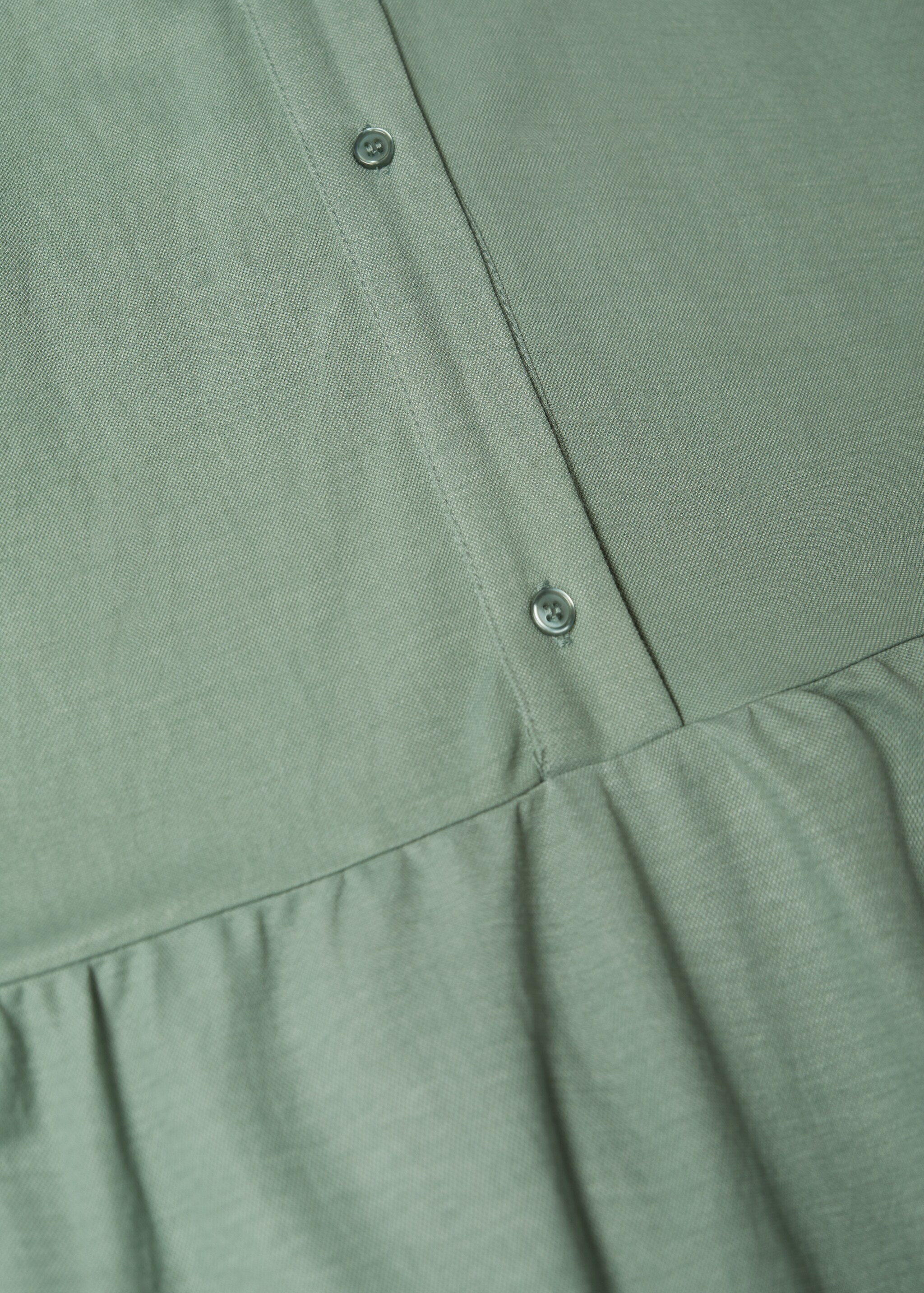 Geknöpftes Kleid - Detail des Artikels 8
