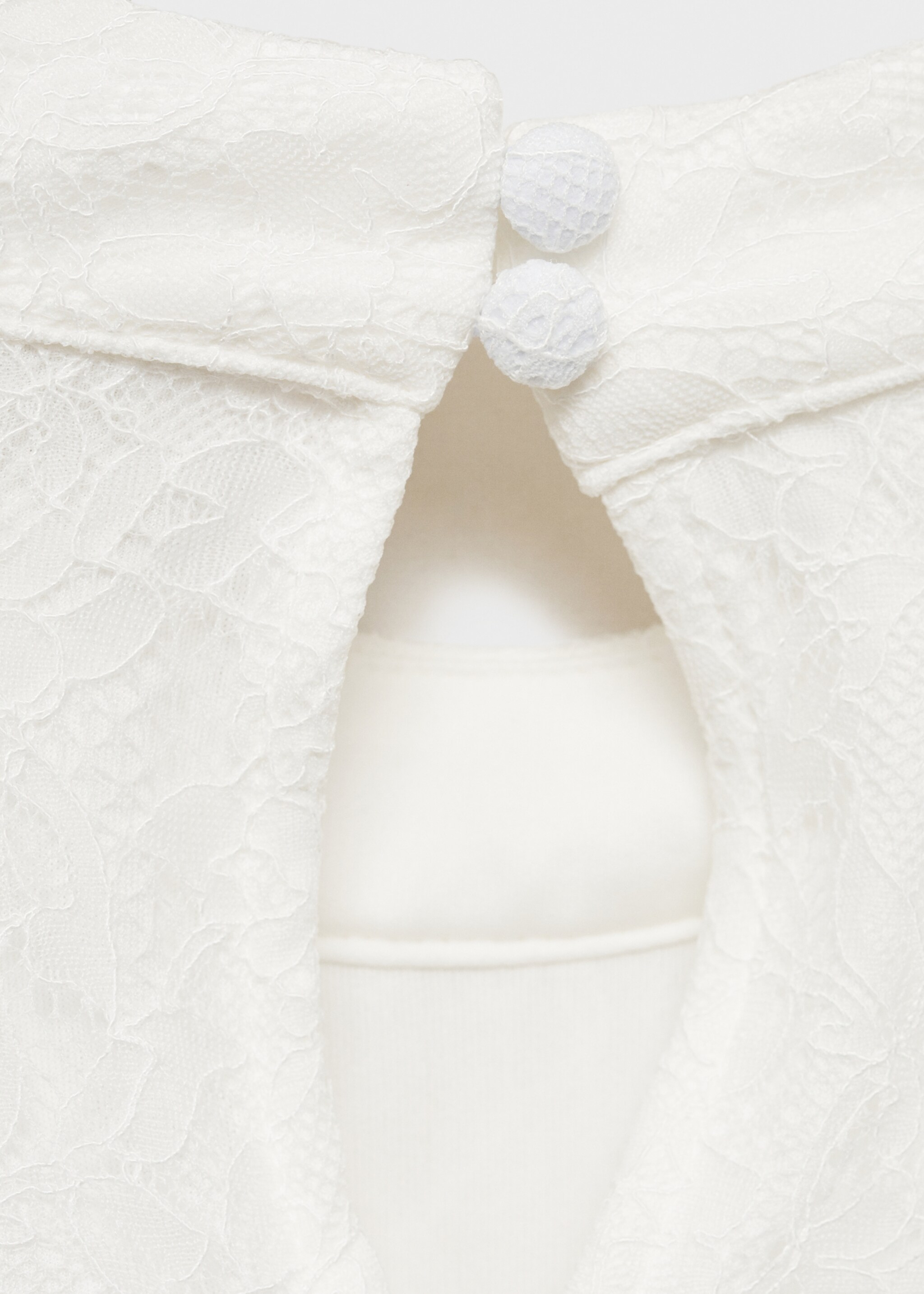 Pleated lace dress - Details of the article 0, White. Ref: 87085753-00.