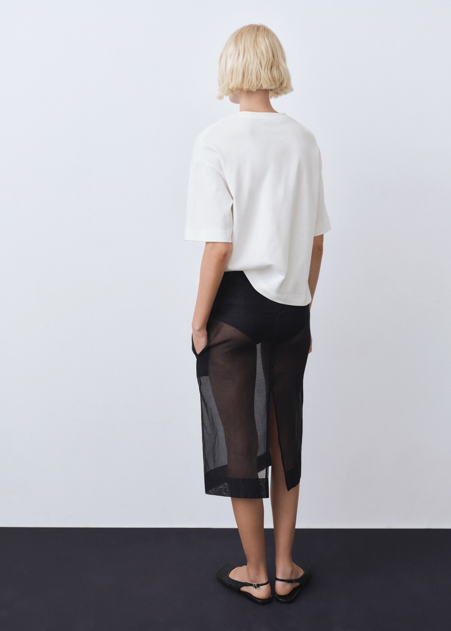 Oversized cotton t-shirt - Reverse of the article