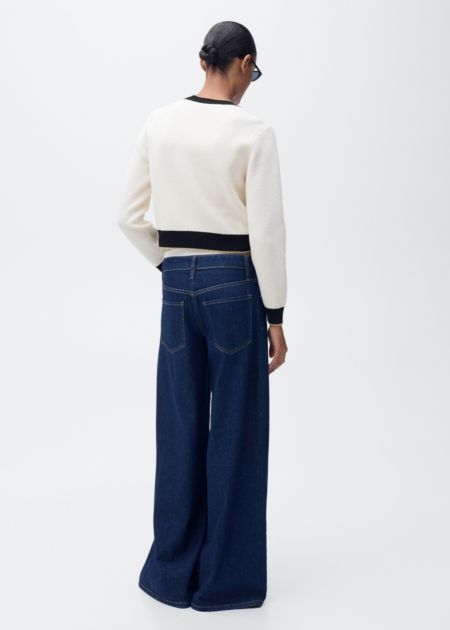 Knitted cardigan with double trim - Reverse of the article