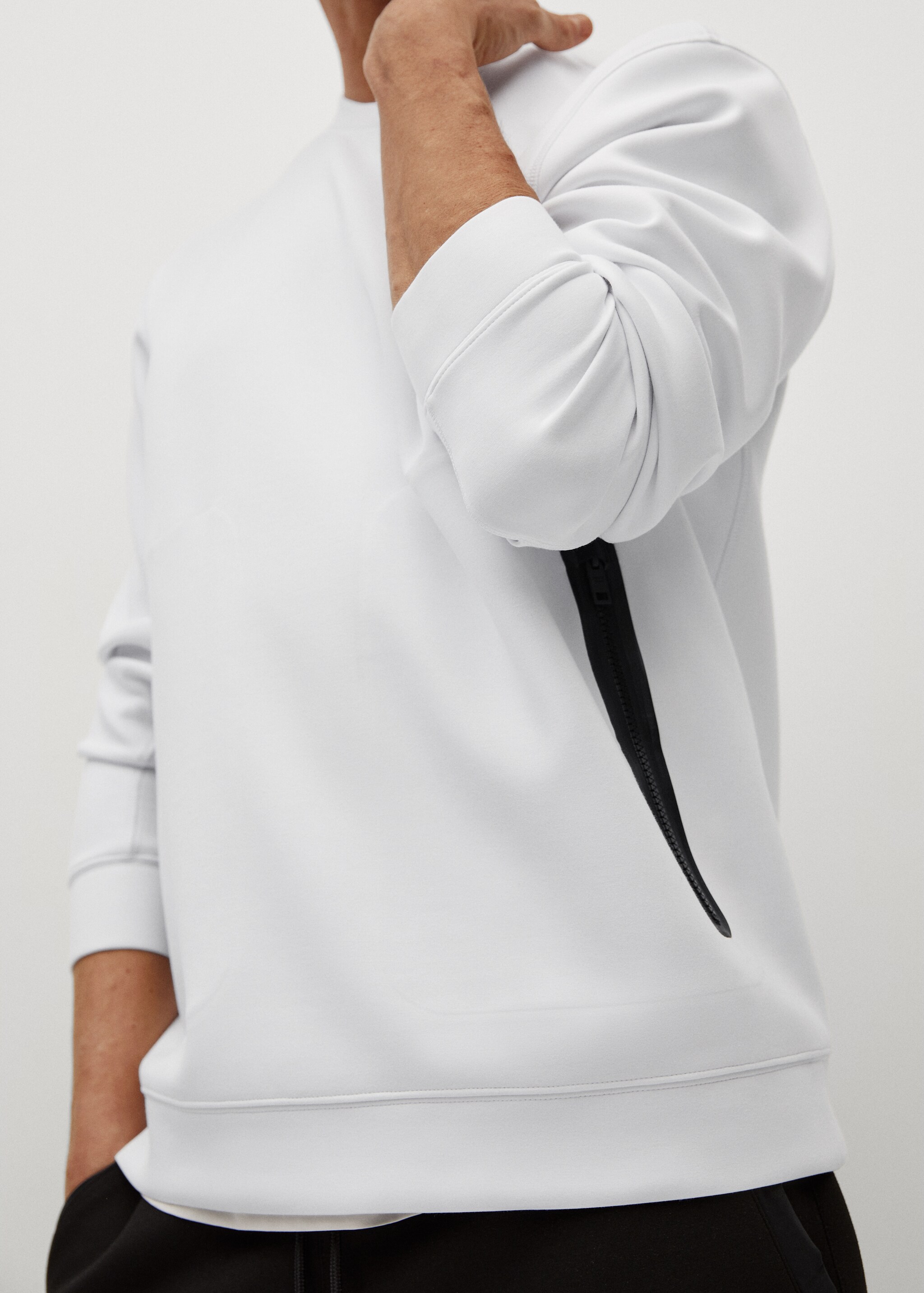 Sudadera técnica cremalleras - Detalle del artículo 1