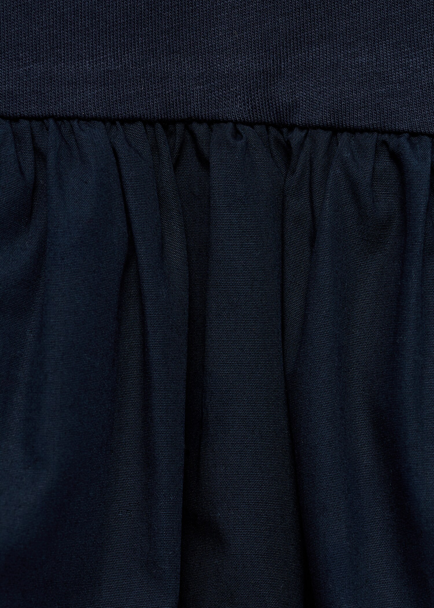 Φόρεμα με φούστα balloon - Λεπτομέρεια του προϊόντος 8