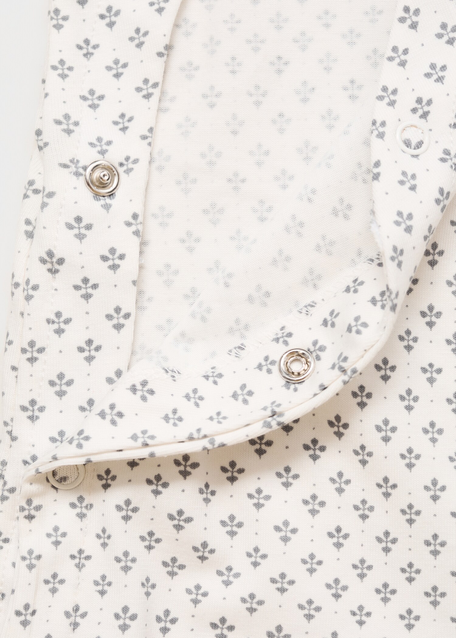Cotton body pyjamas - Details of the article 0