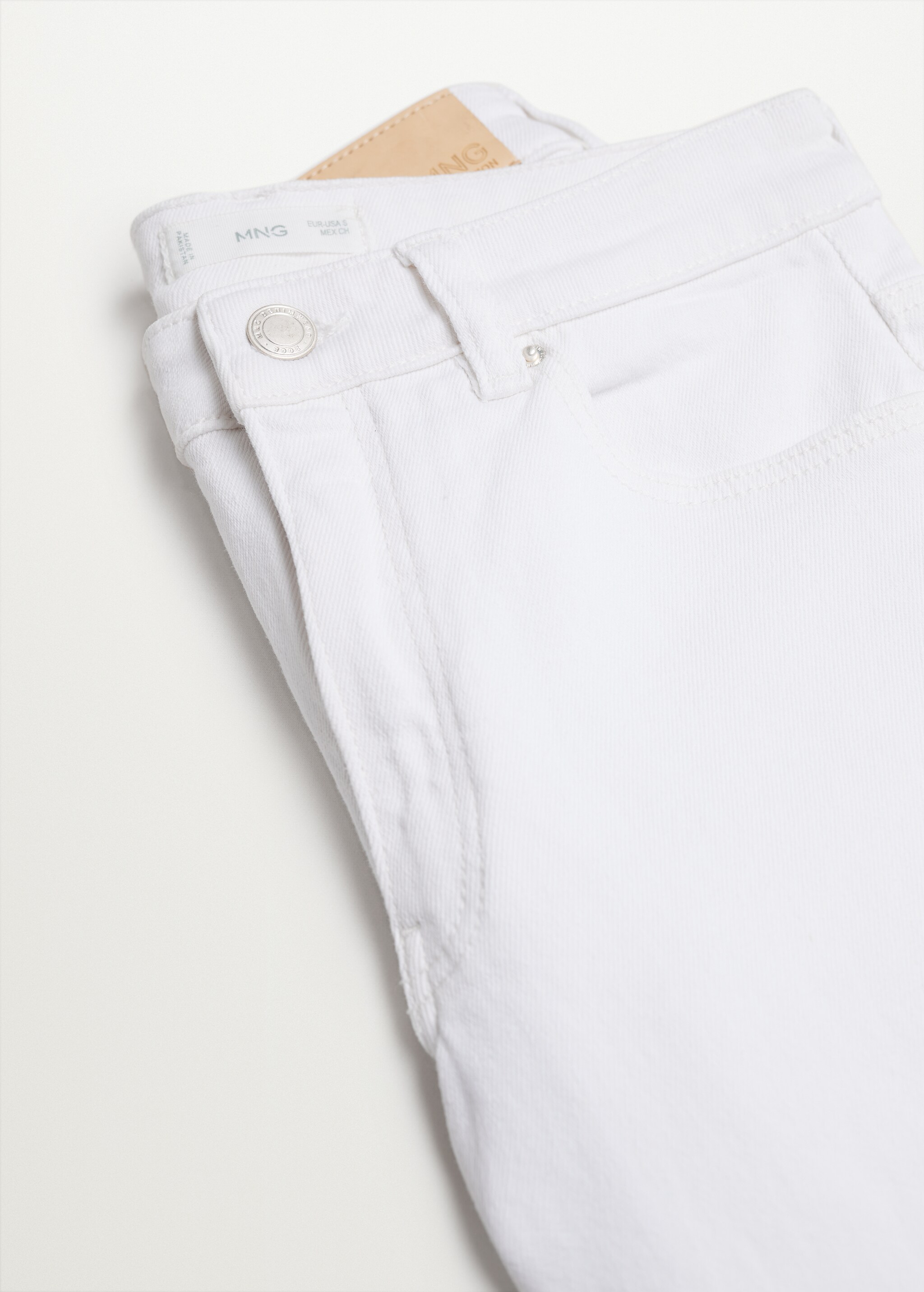 Flared jeans - Details of the article 8